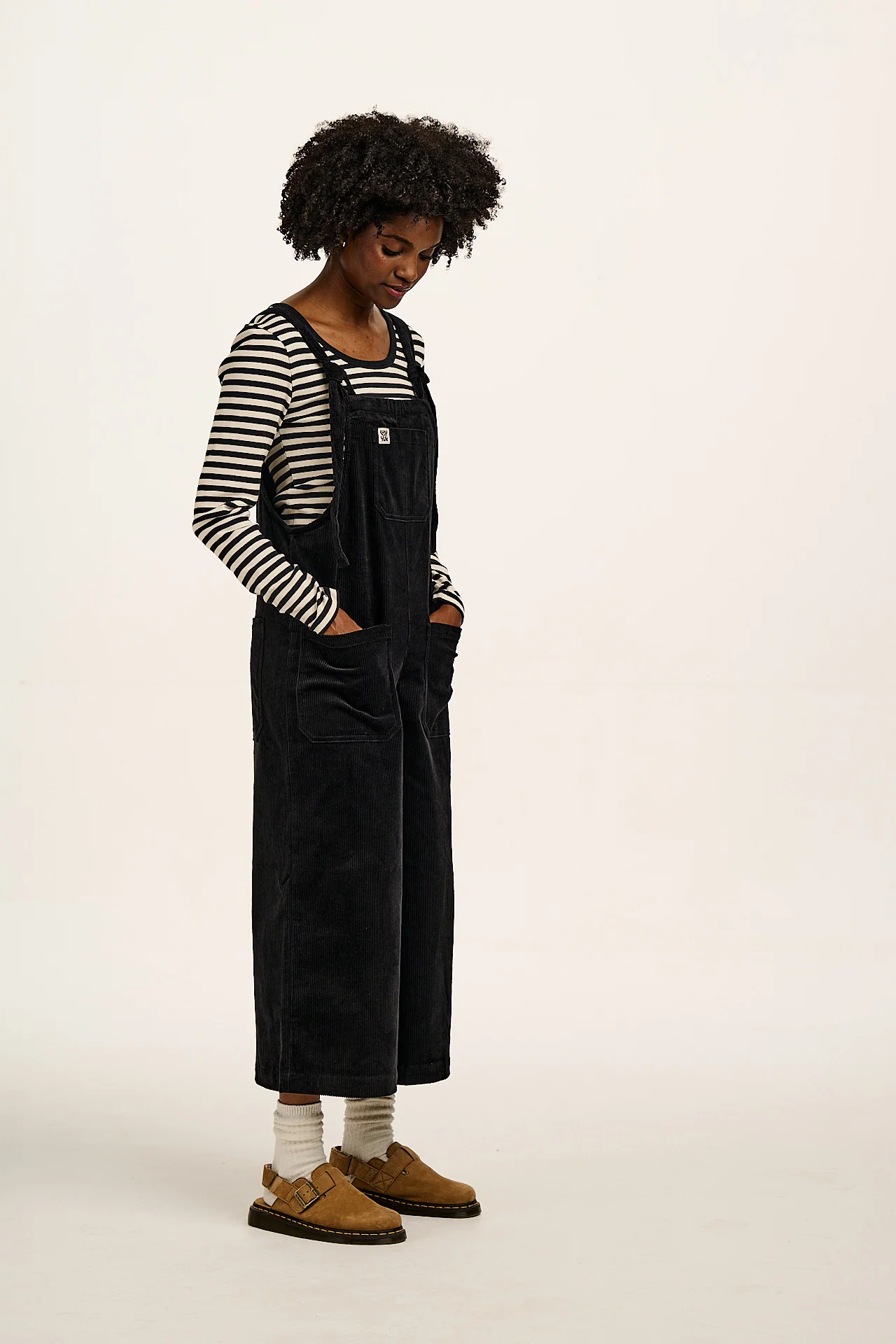 Jenny - Wide Leg Corduroy Dungarees in Black - Image 3
