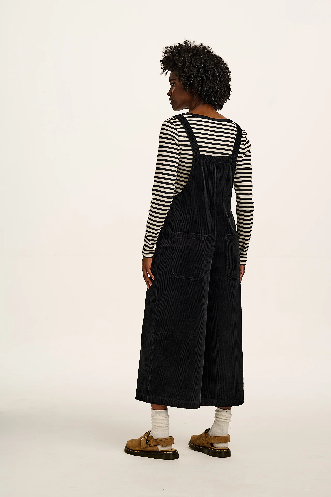 Jenny - Wide Leg Corduroy Dungarees in Black - Image 4