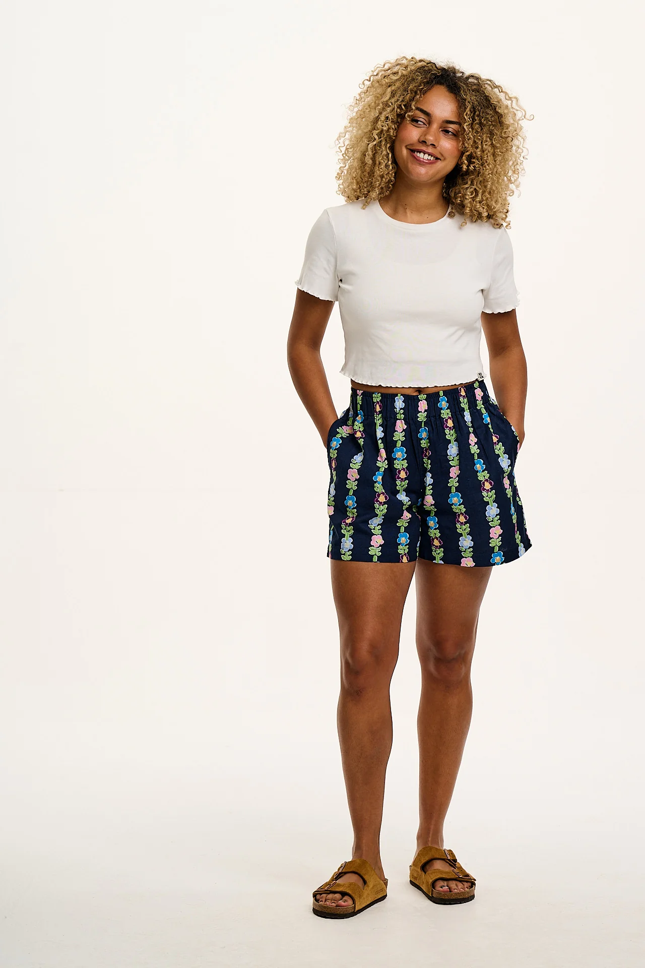 Jessie - Cotton & Linen Shorts in Navy Island Bloom Floral Print - Image 10