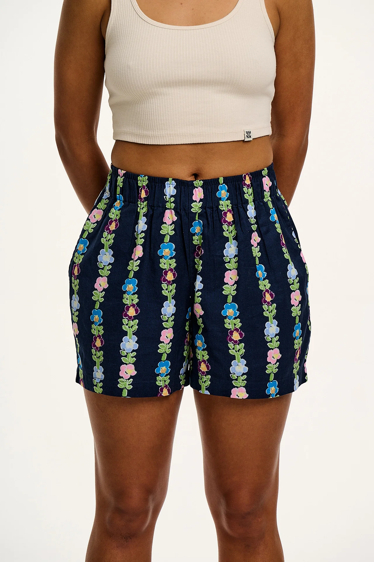 Jessie - Cotton & Linen Shorts in Navy Island Bloom Floral Print - Image 3