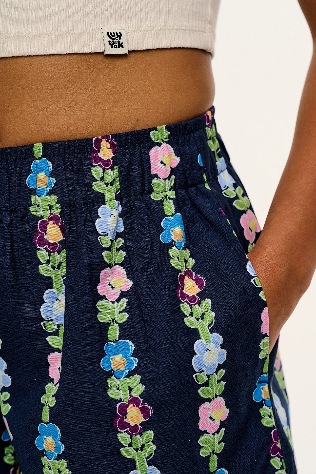 Jessie - Cotton & Linen Shorts in Navy Island Bloom Floral Print - Image 8
