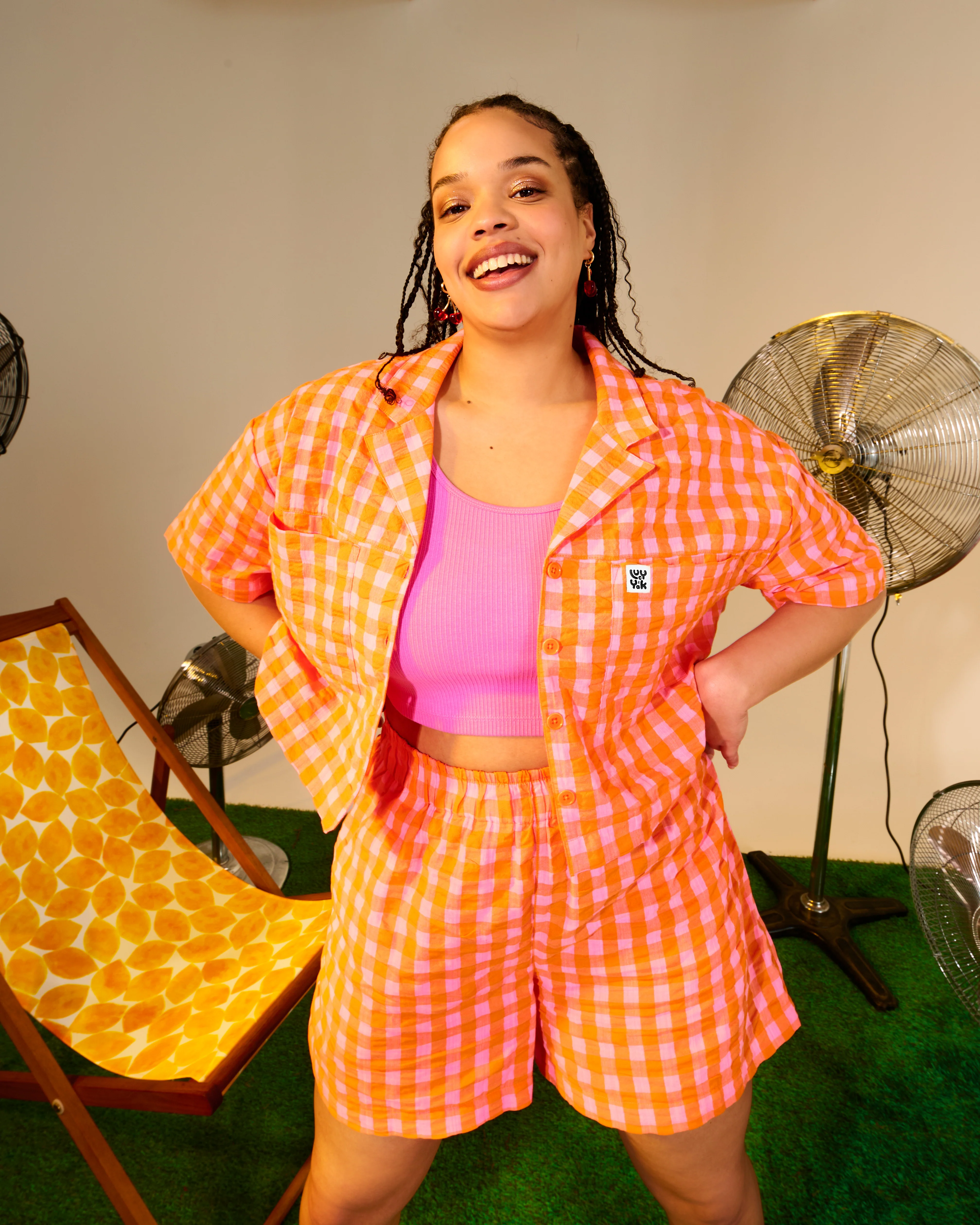 Jessie - Cotton Seersucker Shorts in Pink & Orange Gingham - Image 5