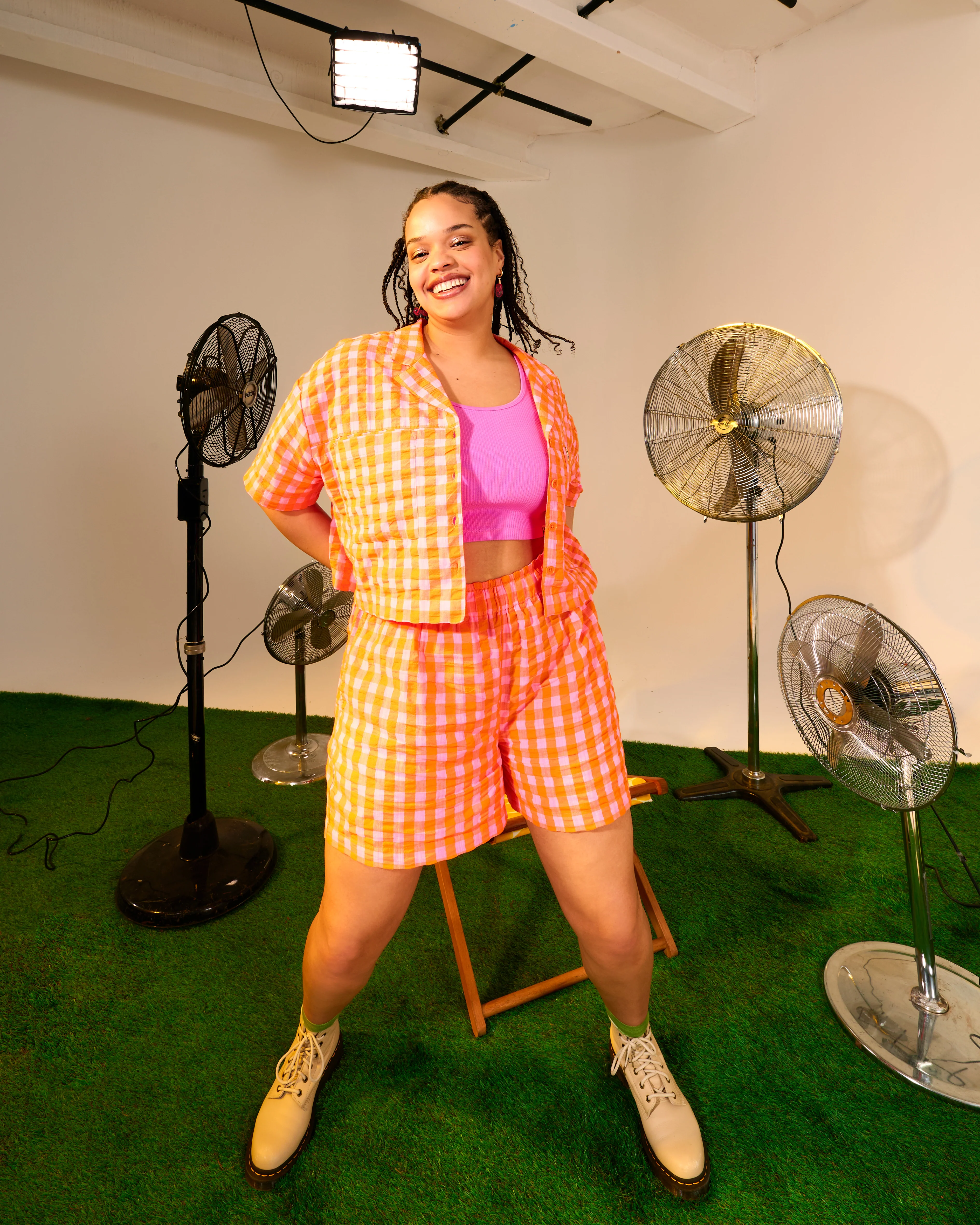 Jessie - Cotton Seersucker Shorts in Pink & Orange Gingham - Image 6