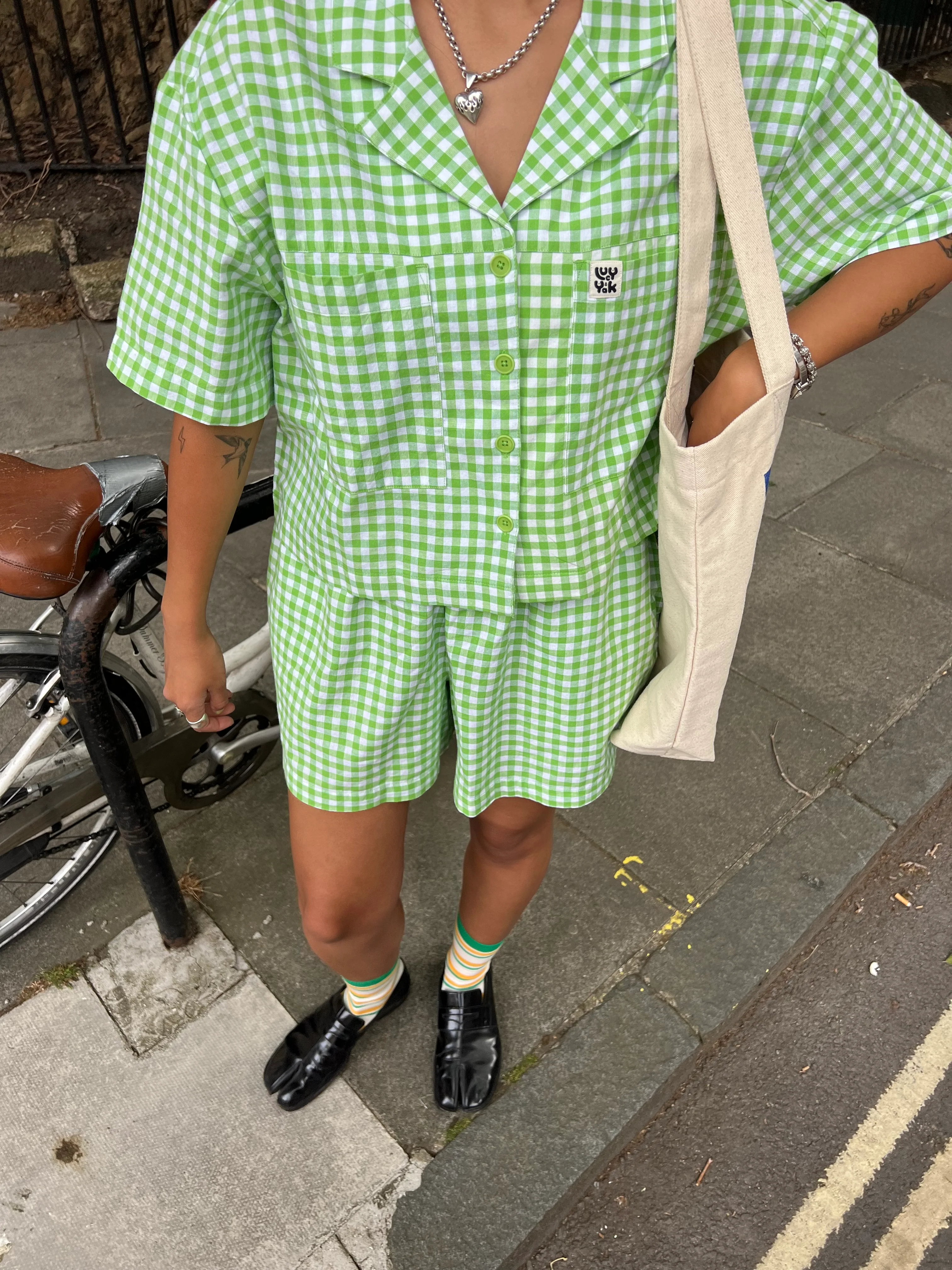 Jessie - Cotton Shorts in Green Bonitto Gingham - Image 3