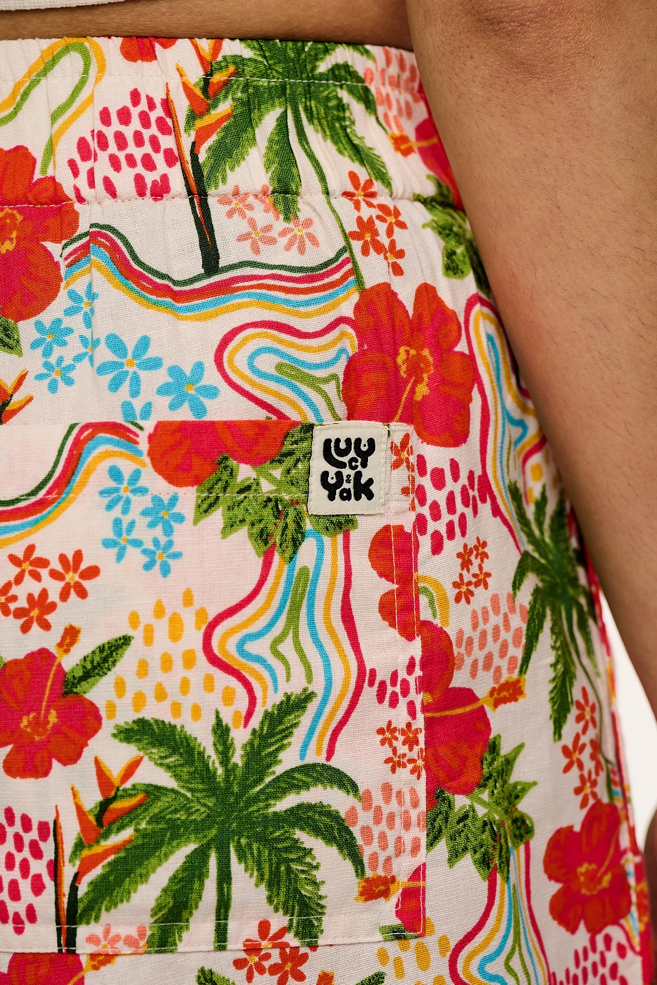 Jessie - Cotton & Linen Shorts in Totally Tropical Print - Image 10