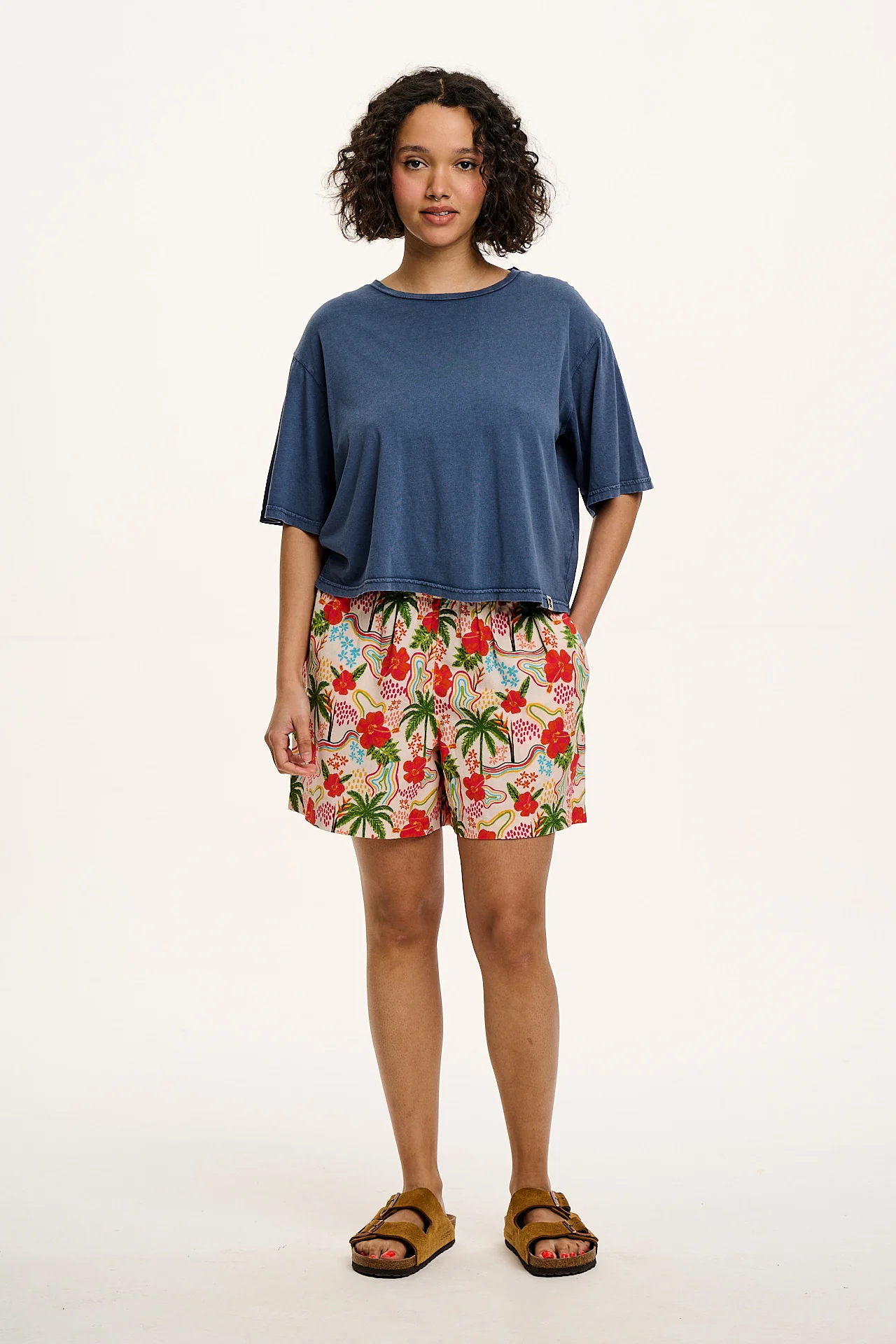 Jessie - Cotton & Linen Shorts in Totally Tropical Print - Image 12