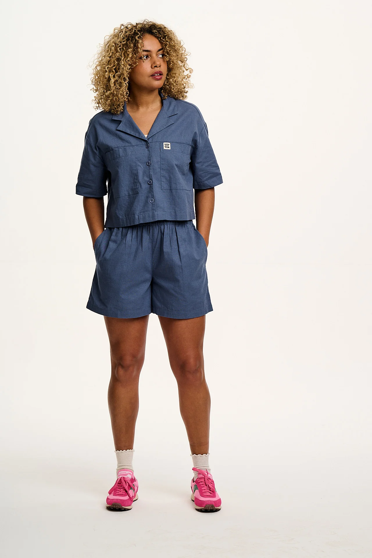 Jessie - Cotton & Linen Shorts in Vintage Indigo - Image 7