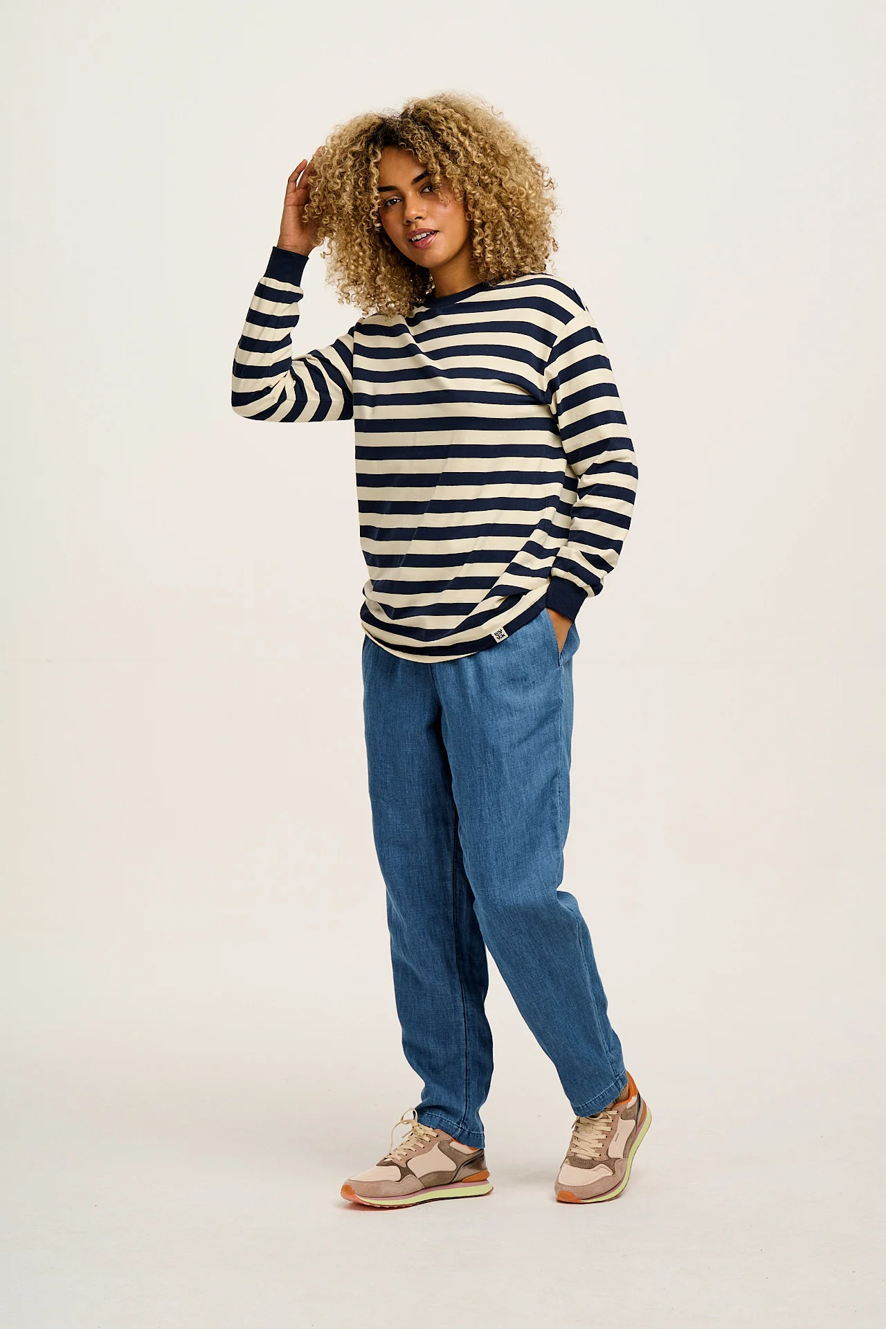 Kenny - Long Sleeve Skater Cotton T-Shirt in Navy & Ecru Stripe - Image 12