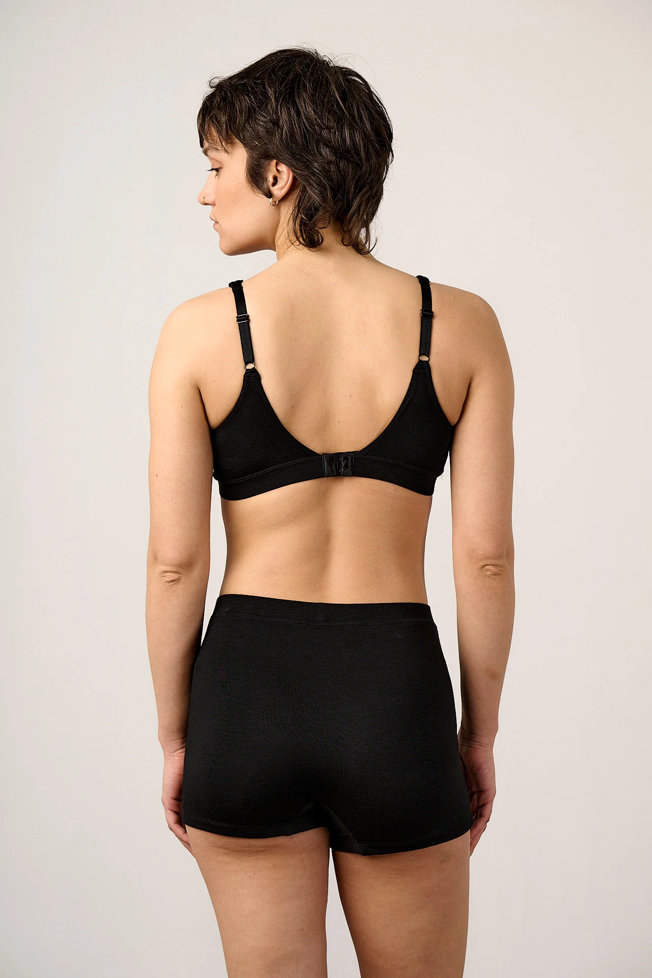 Kit - Viscose Boxer Shorts in Black - Image 3
