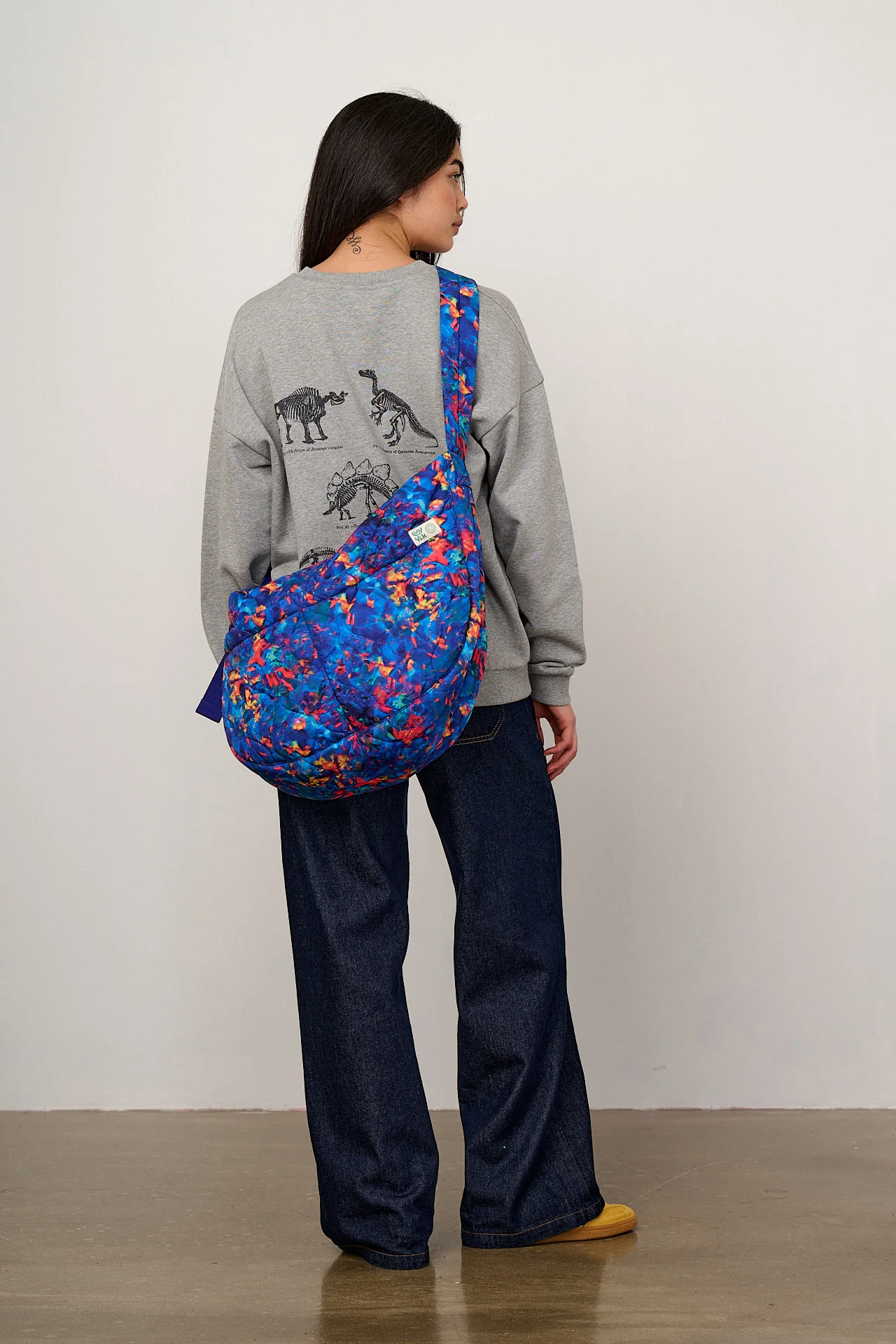 L.E. Laval - Weekend Bag in Digital Blur Natural History Museum & Yak - Image 4