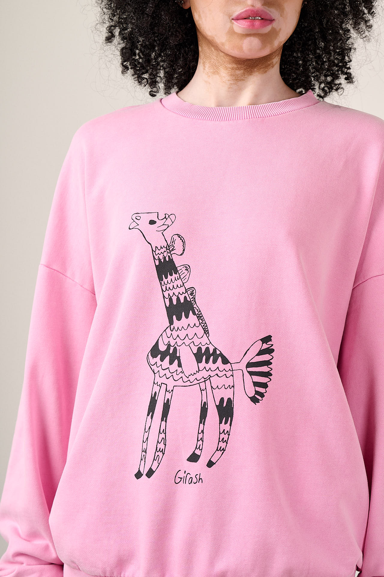 L.E Sutton -  Cotton Jersey Oversized Sweatshirt in Arthouse & Yak: Girash Print - Image 3
