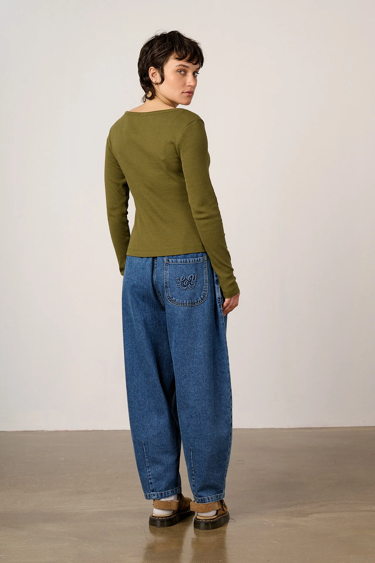Lana - Cotton Long Sleeve Rib Top in Khaki - Image 4