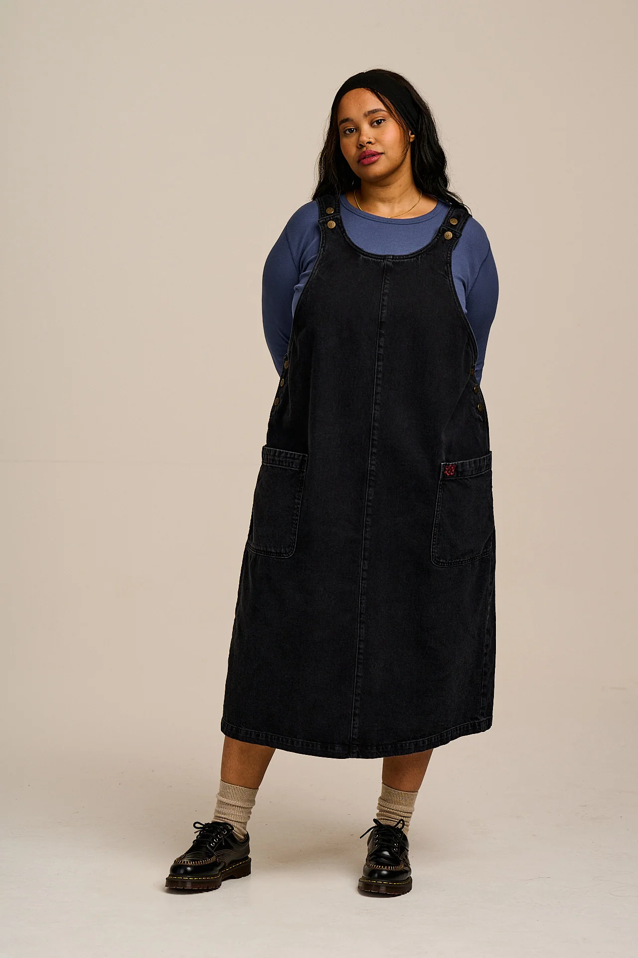 Lily - Denim Midi Dress in Blackwash Denim - Image 3