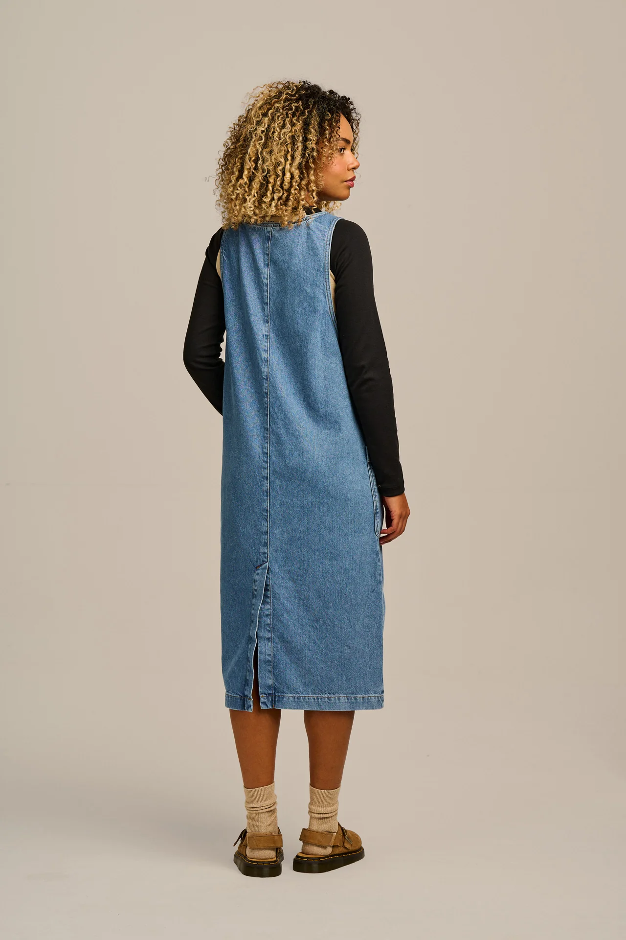 Lily - Denim Midi Dress in Midwash Denim - Image 6