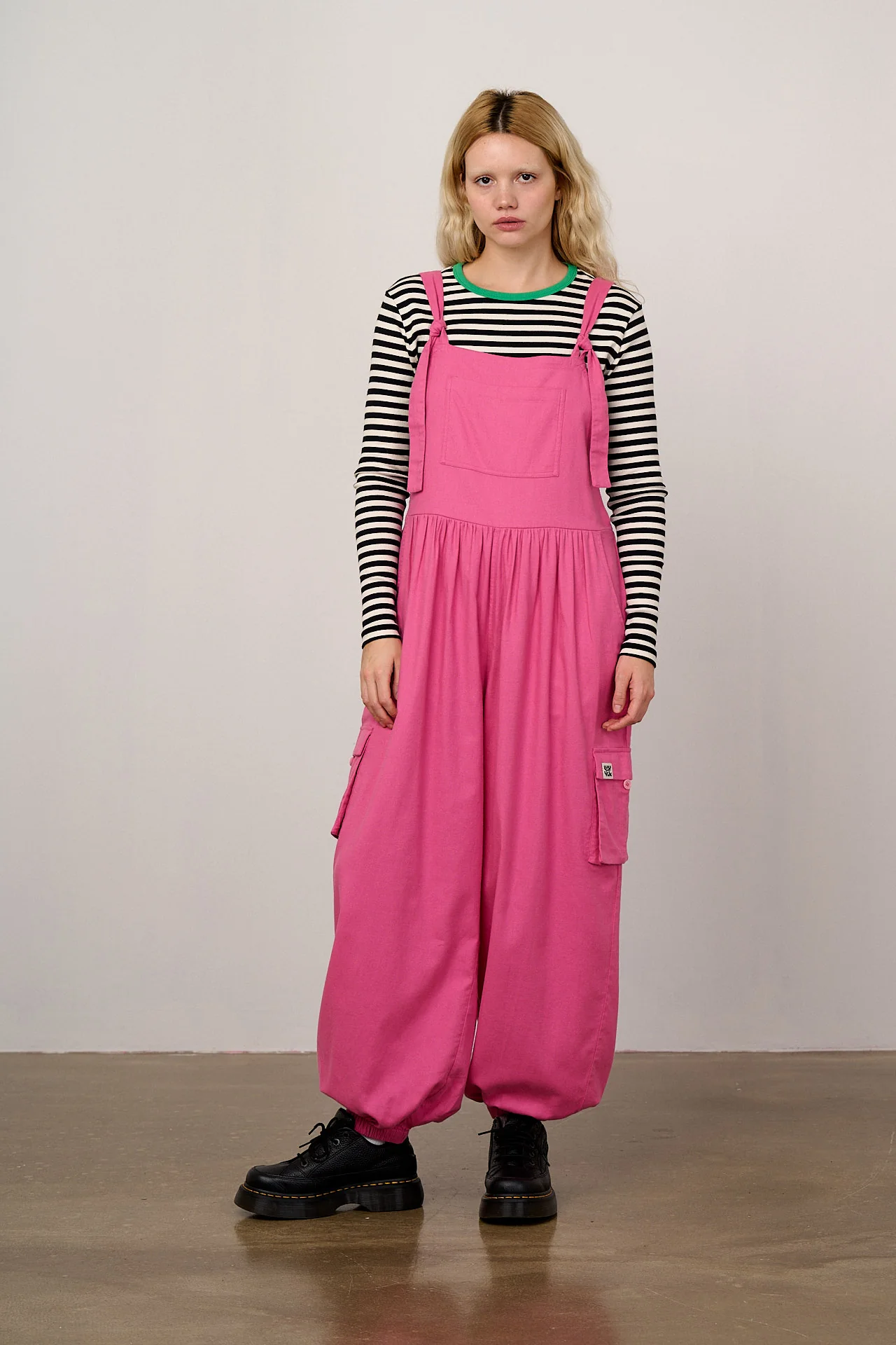 Miyada - Brushed Cotton Balloon Leg Dungarees in Pink - Image 4
