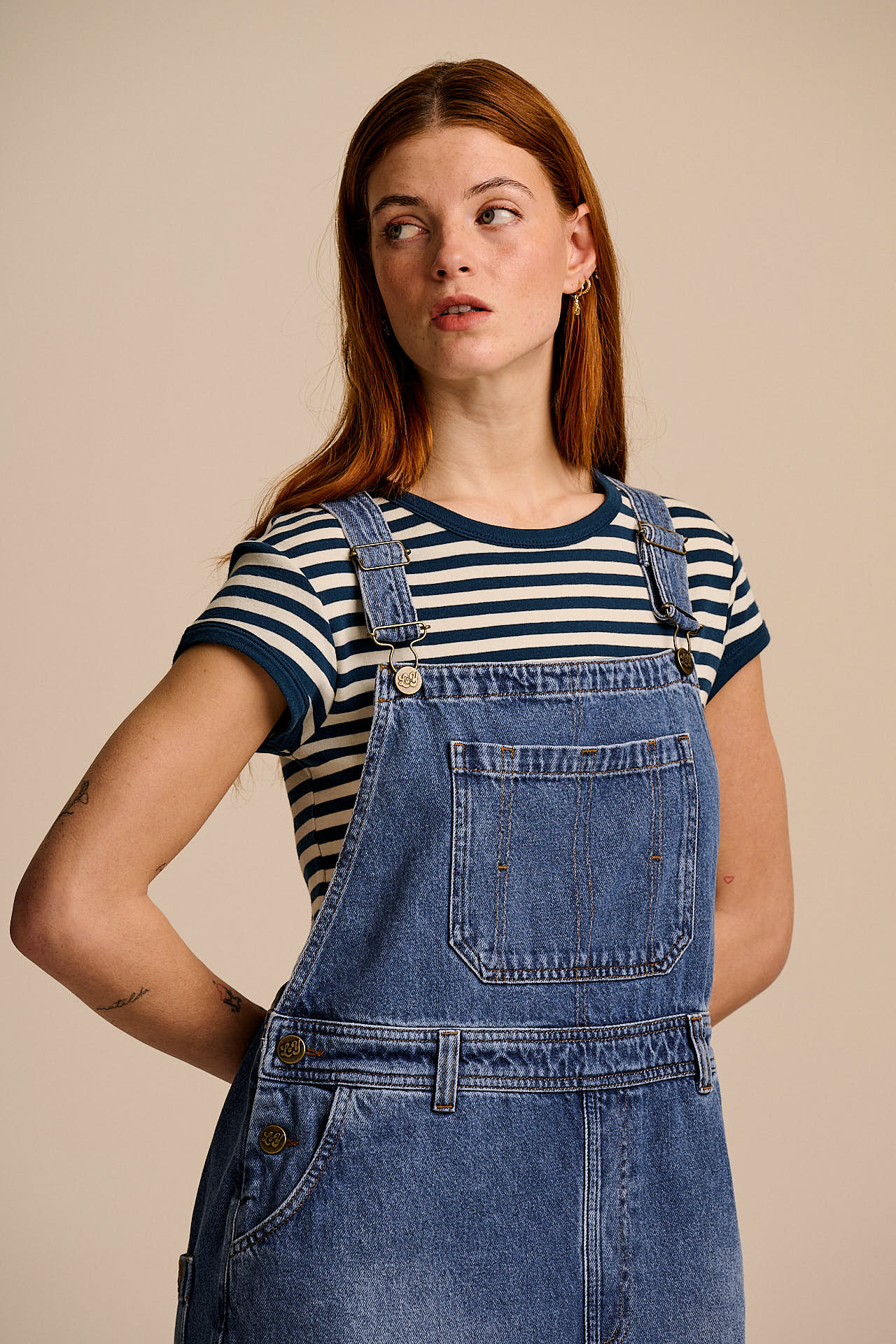 Mullen - Denim Dungarees in Midwash with Metal Clasps - Image 4