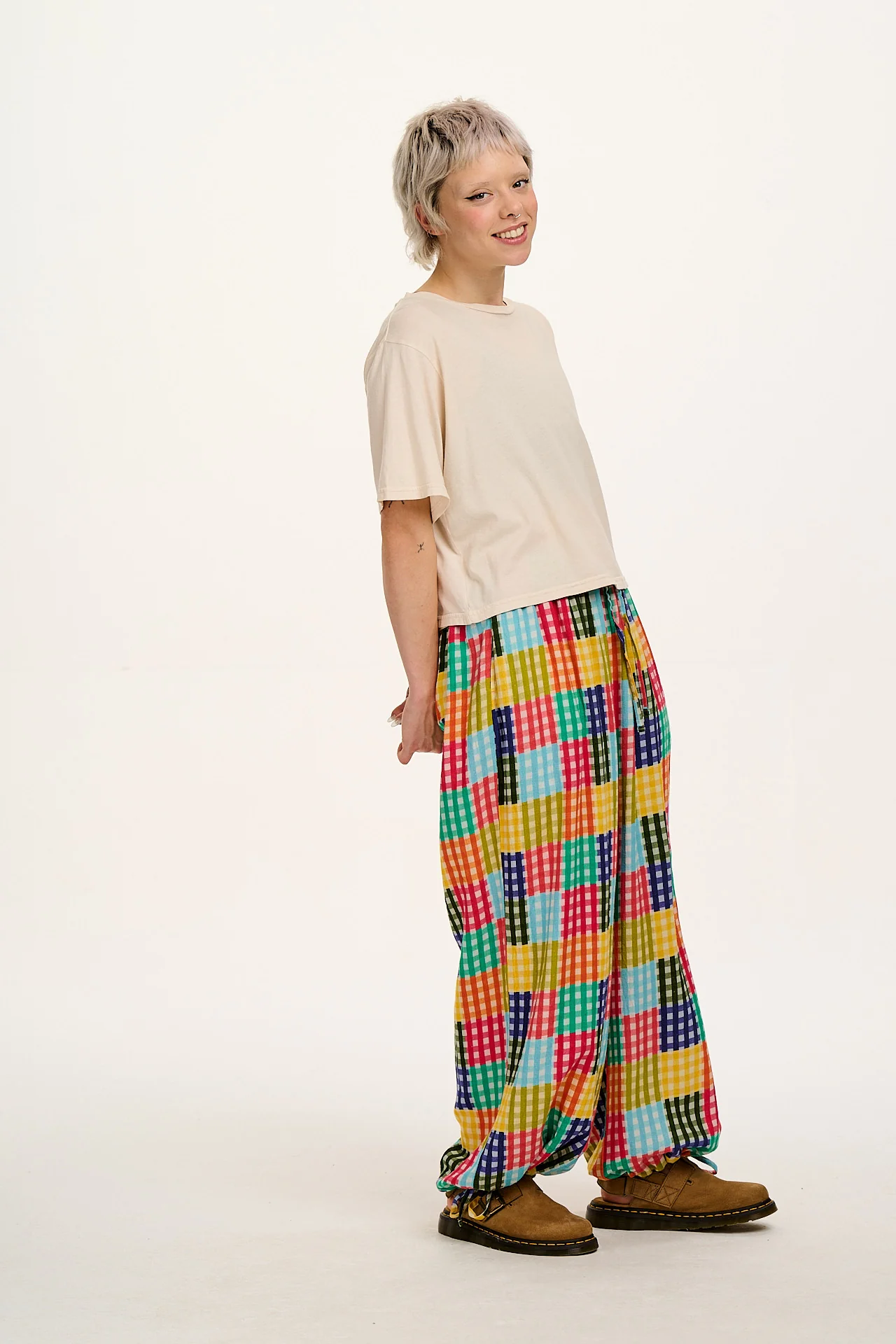 Mylo - Wide Leg Trousers in Picnic Club Print - Image 12