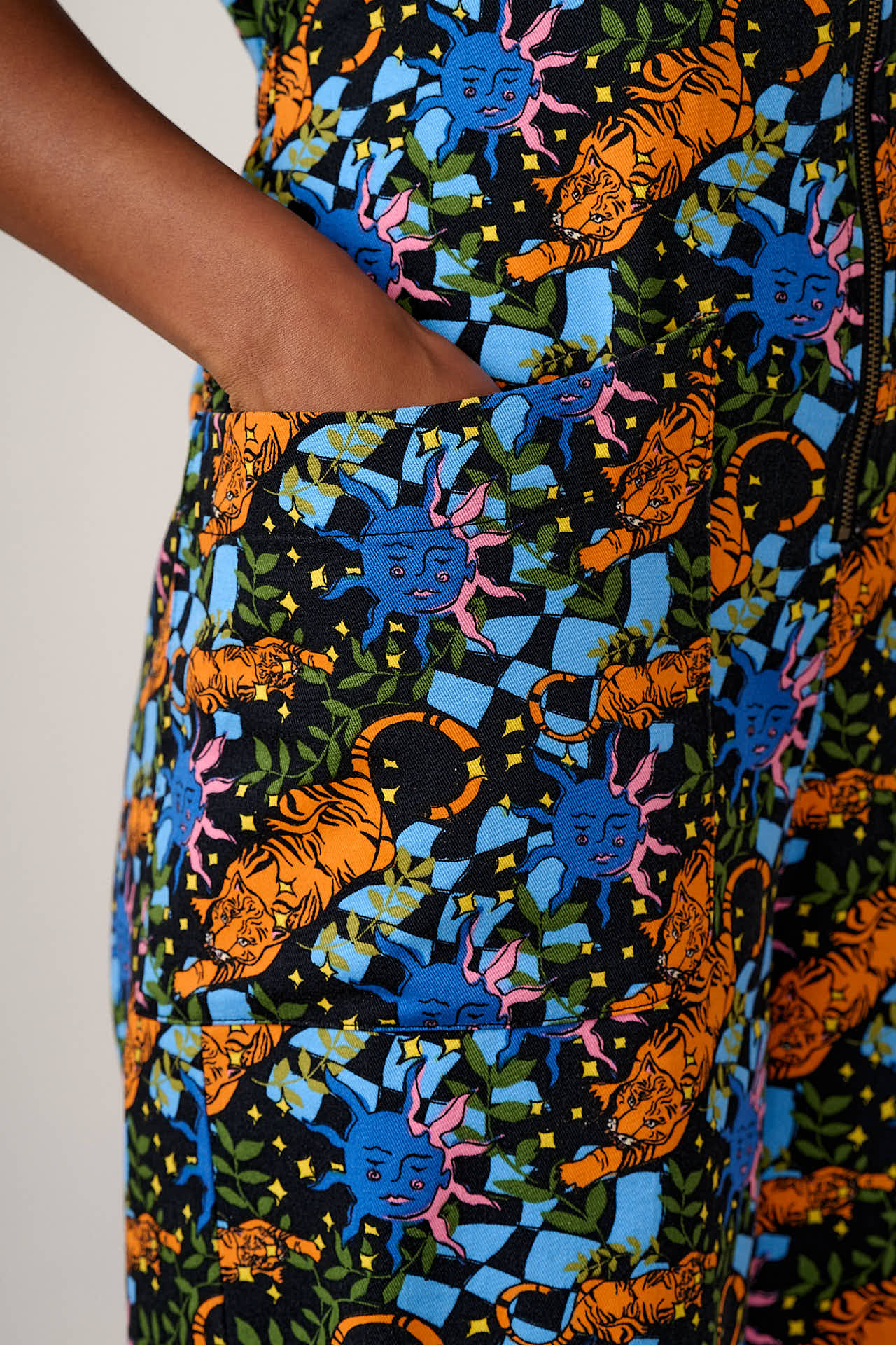 Nari - Sleeveless Jumpsuit in Lunar Tiger Print - Image 6