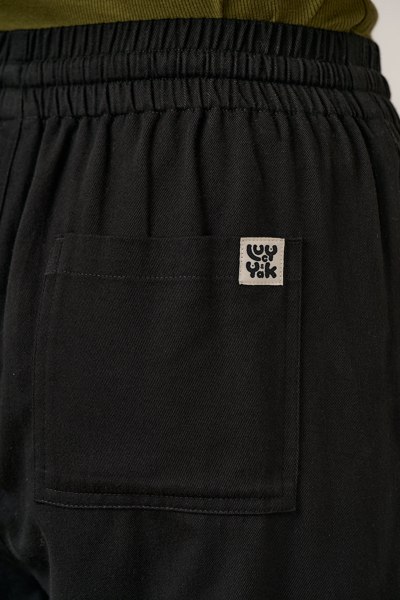 Norris - Wide Leg Cotton Trousers in Black - Image 4