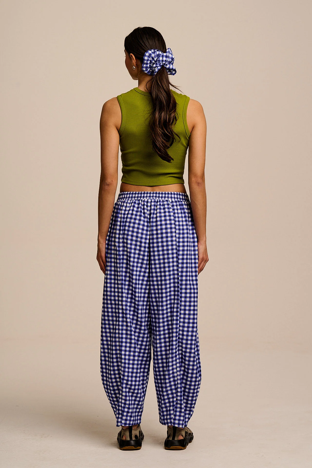 Obregon - Cotton & Viscose Barrel Leg Trousers in Blue Gingham Check - Image 7