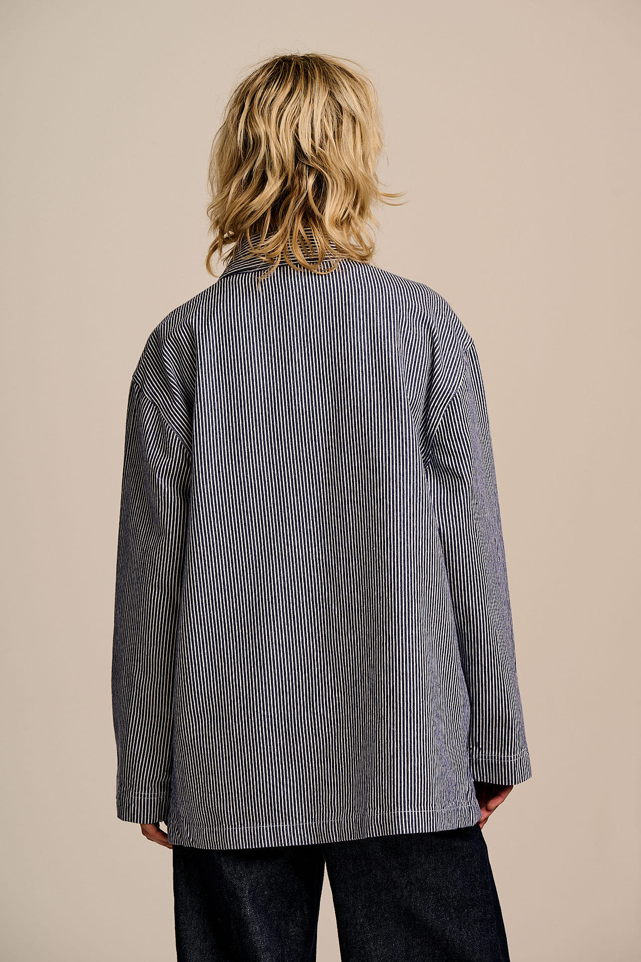 Olly - Cotton Jacket in Navy Stripe - Image 11