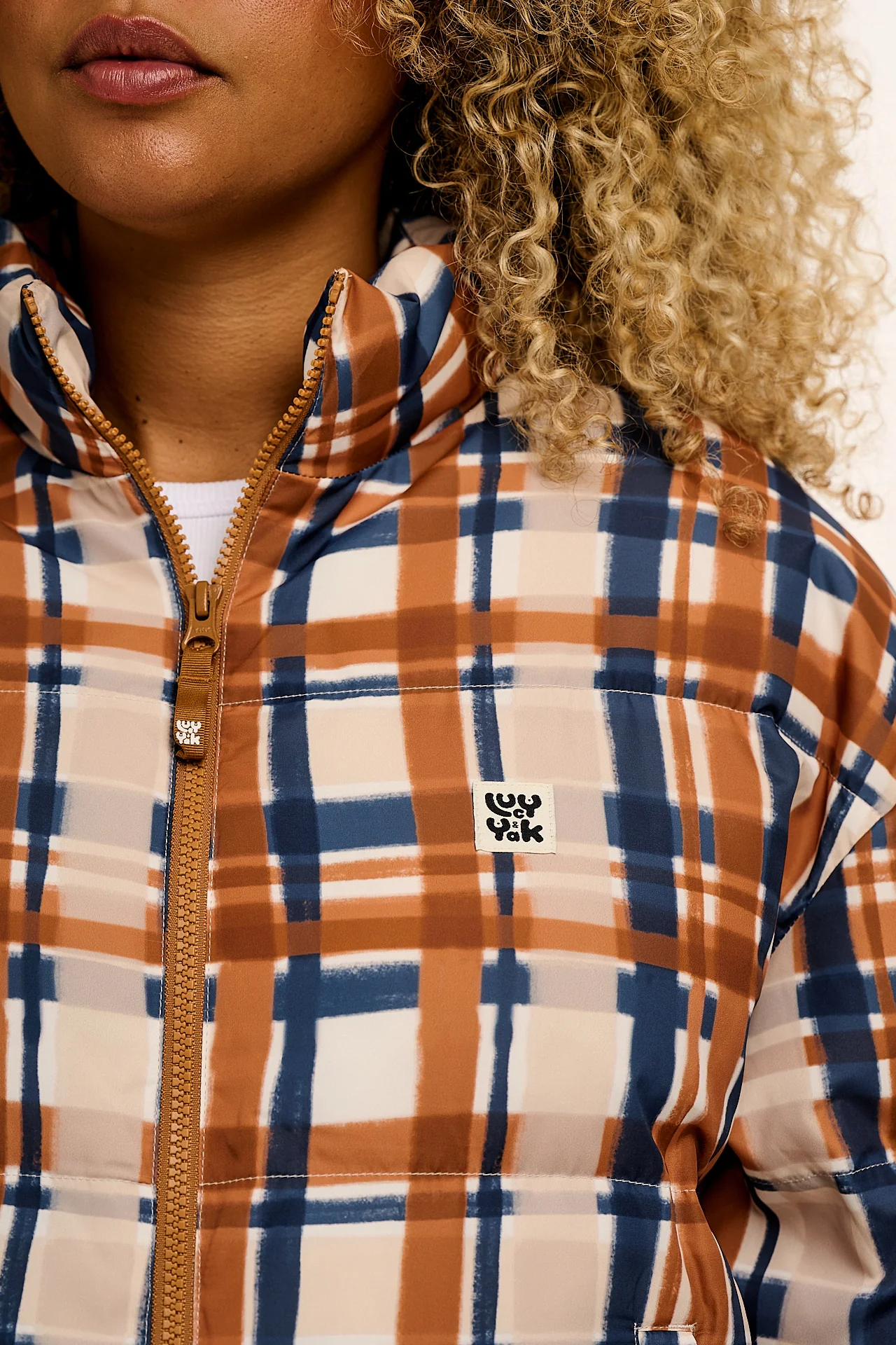 Paloma - Puffer Jacket in Brown Check - Image 3