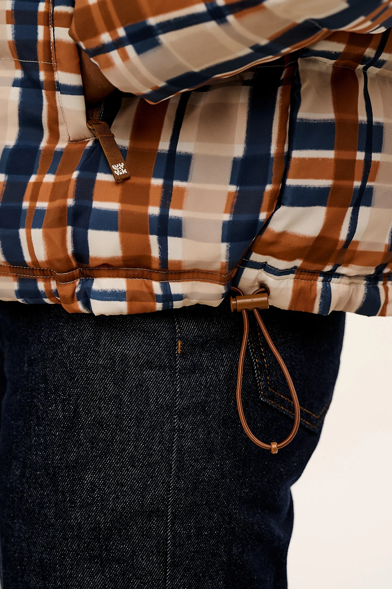 Paloma - Puffer Jacket in Brown Check - Image 7