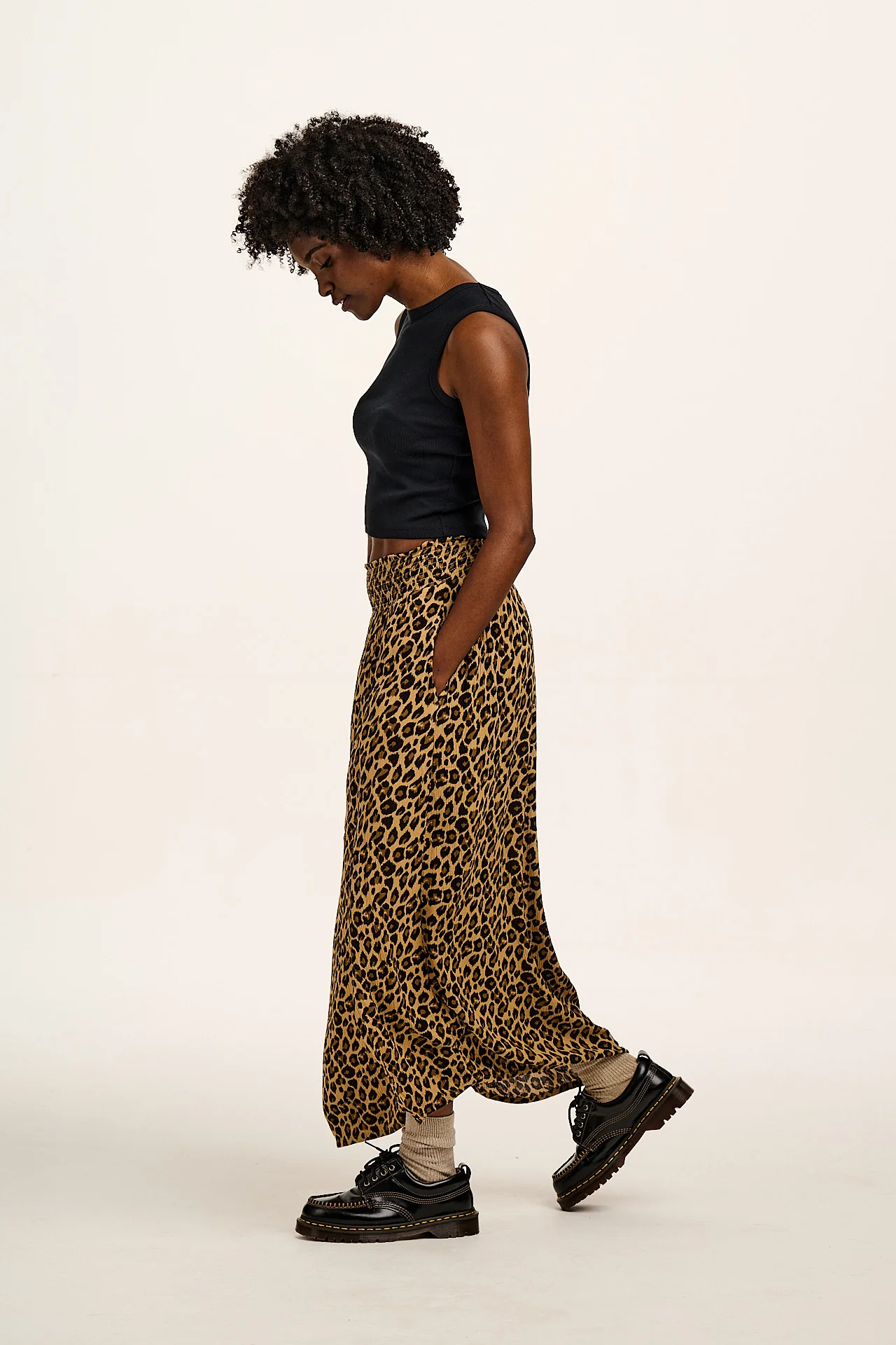 Poppy - Elasticated Waist Skirt in Leopard Print - Image 5