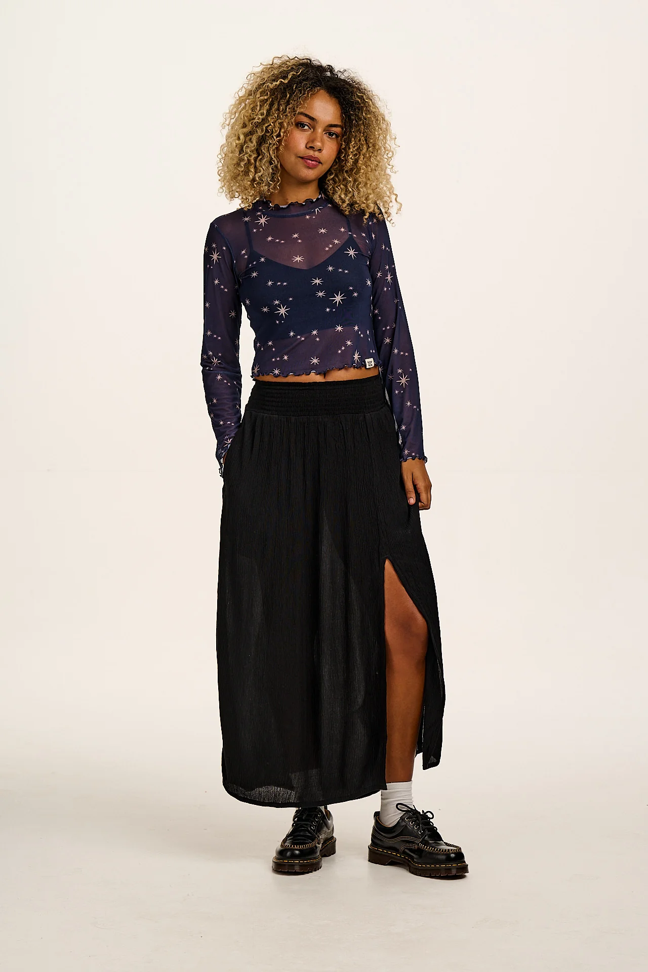 Poppy - Elasticated Waist Skirt in Black - Image 11