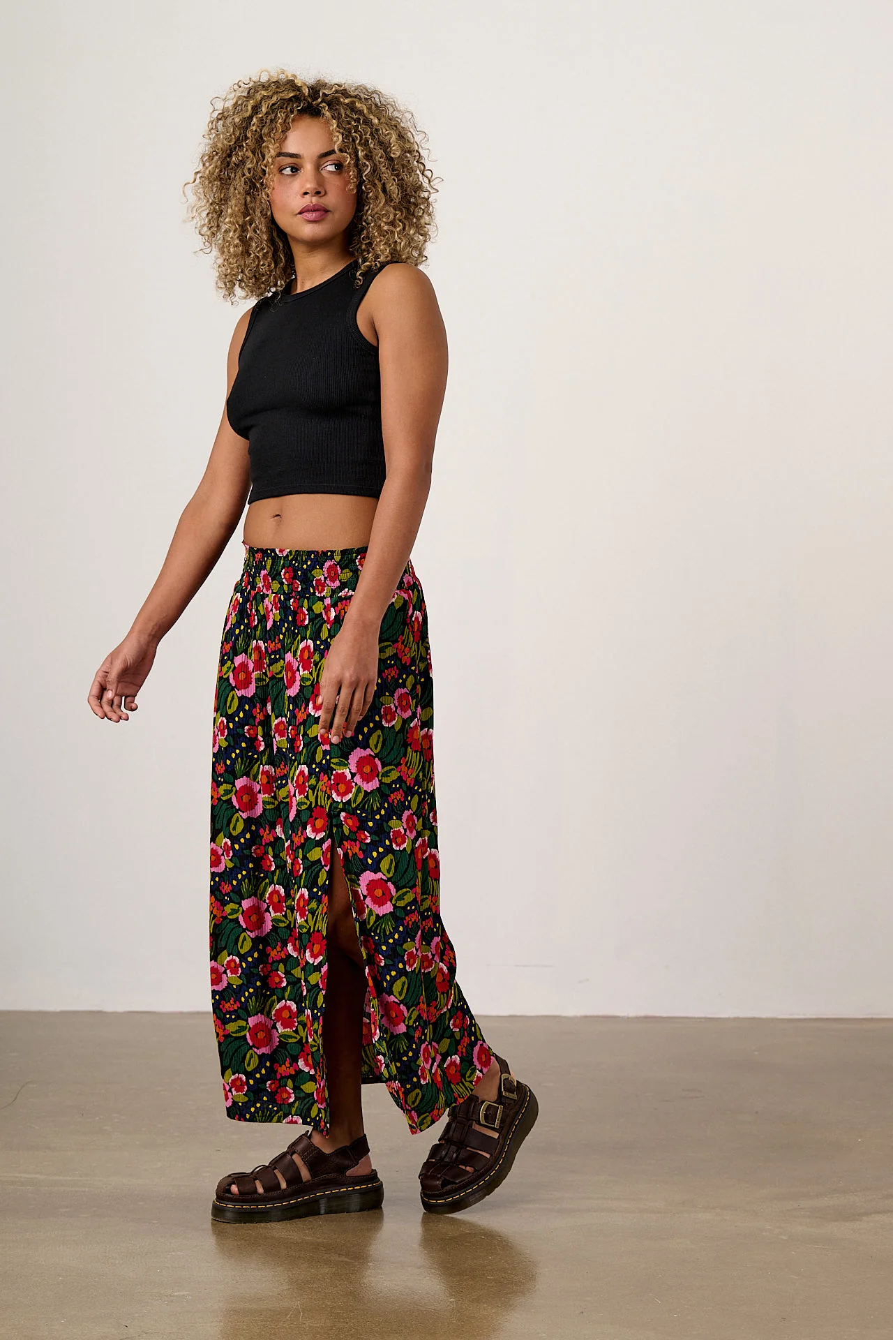 Poppy - Elasticised Waist Skirt in Black Marie Print - Image 4