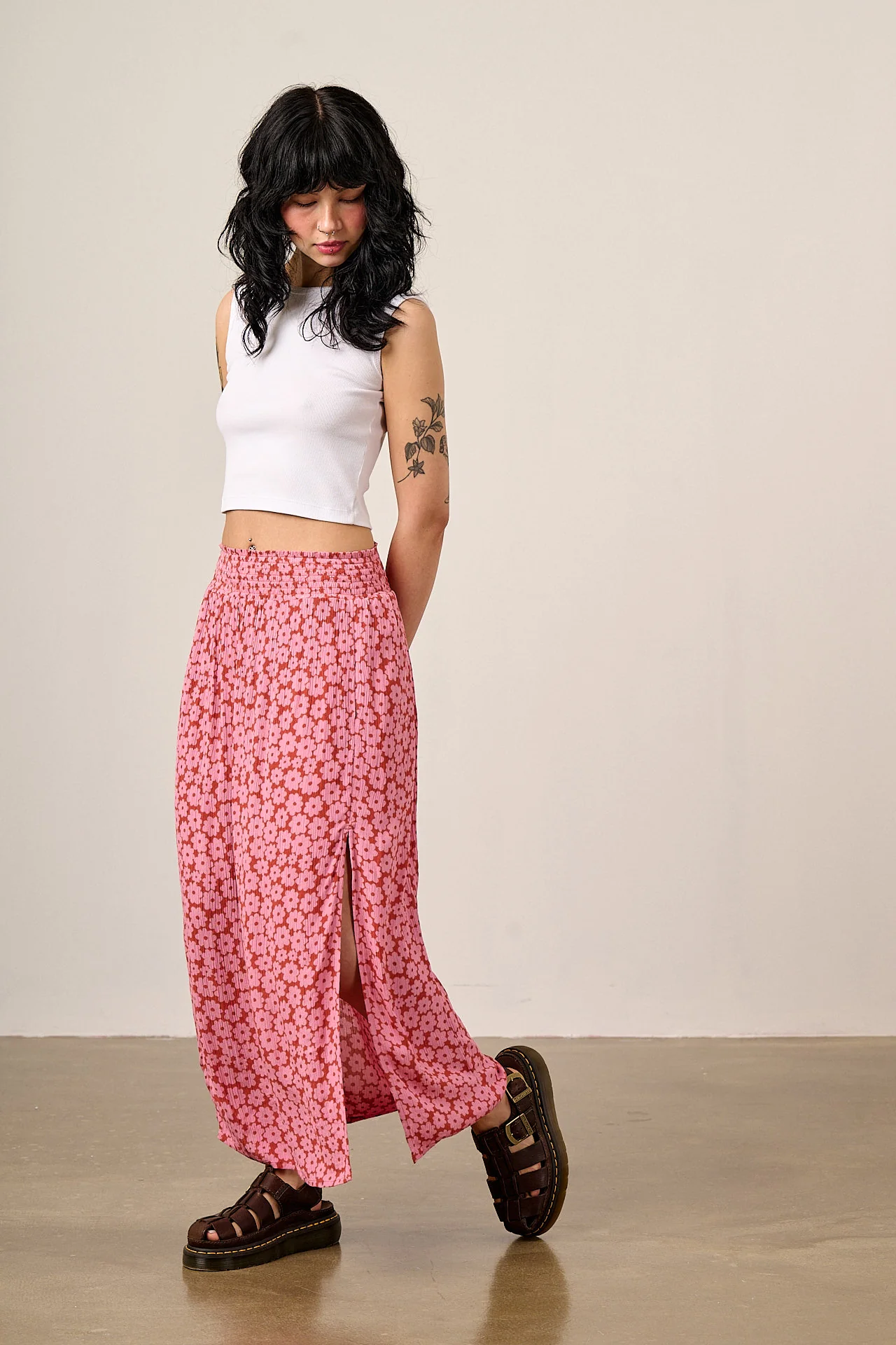 Poppy - Elasticated Waist Skirt in Coastal Flower - Image 4