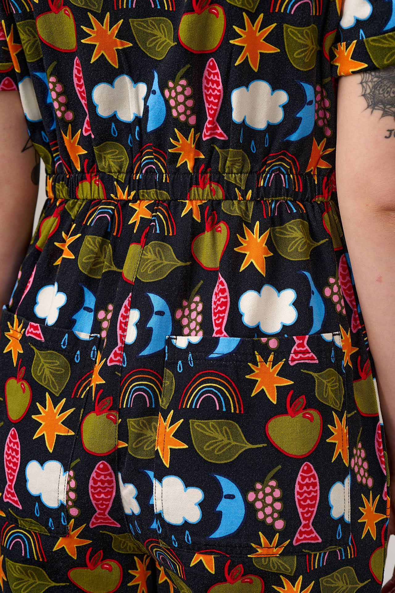 Ragan - Cotton Jumpsuit in Naive Shapes Print - Image 6