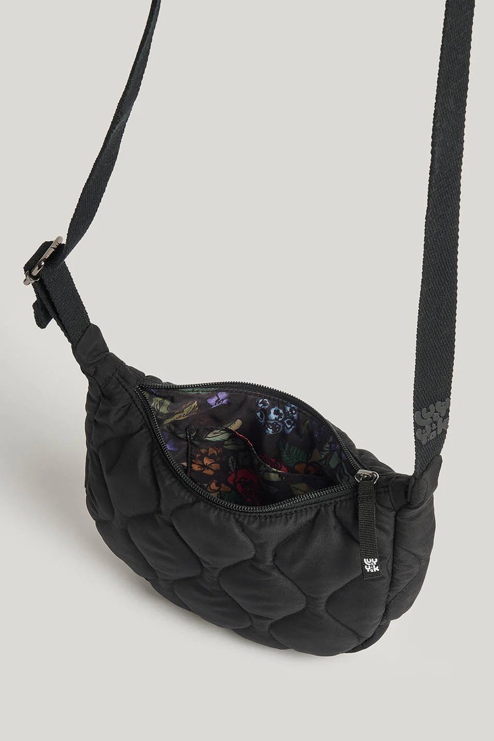 Reims - Crossbody Bag in Black - Image 3