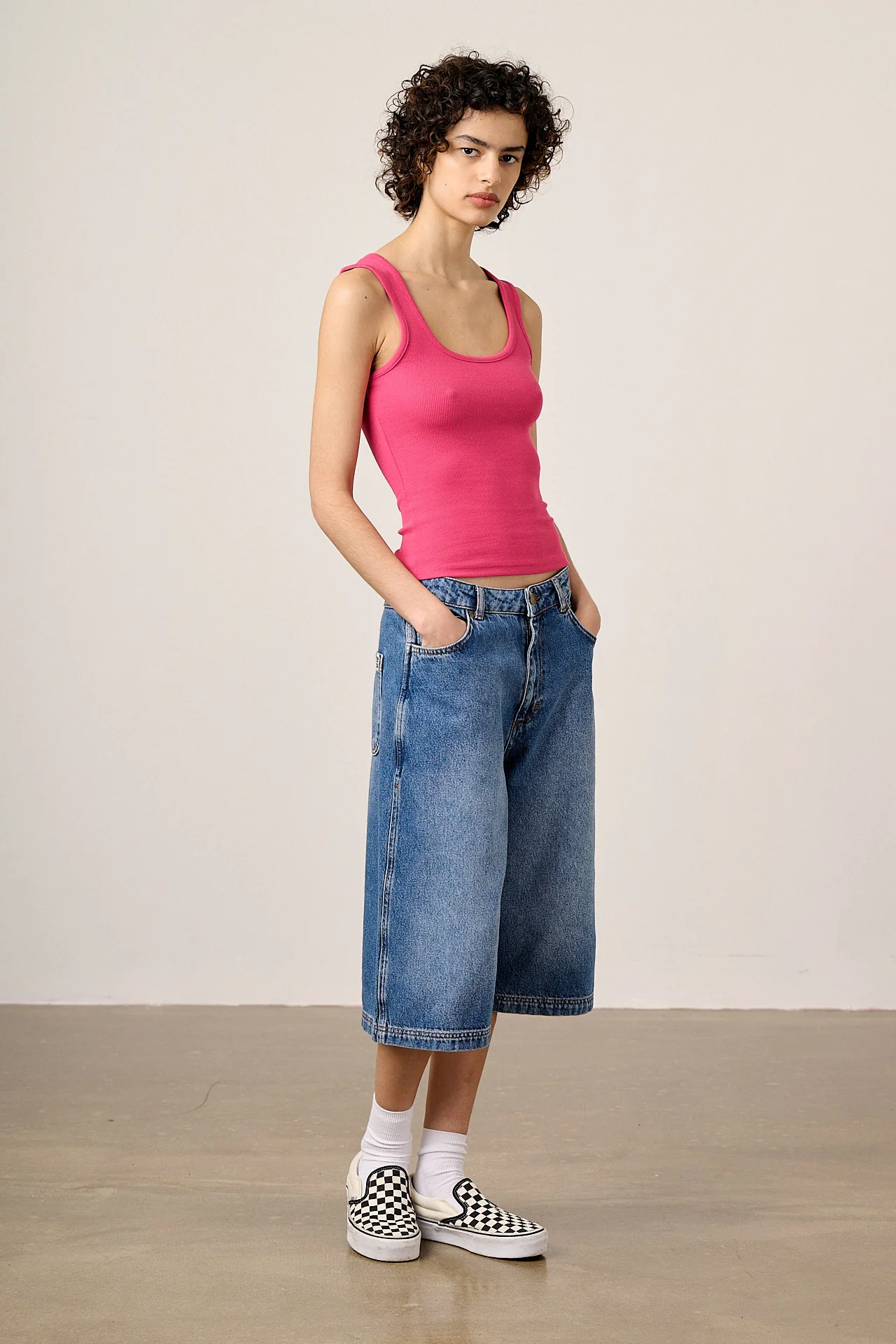Romy - Cotton Scoop Vest in Fuchsia Pink - Image 3