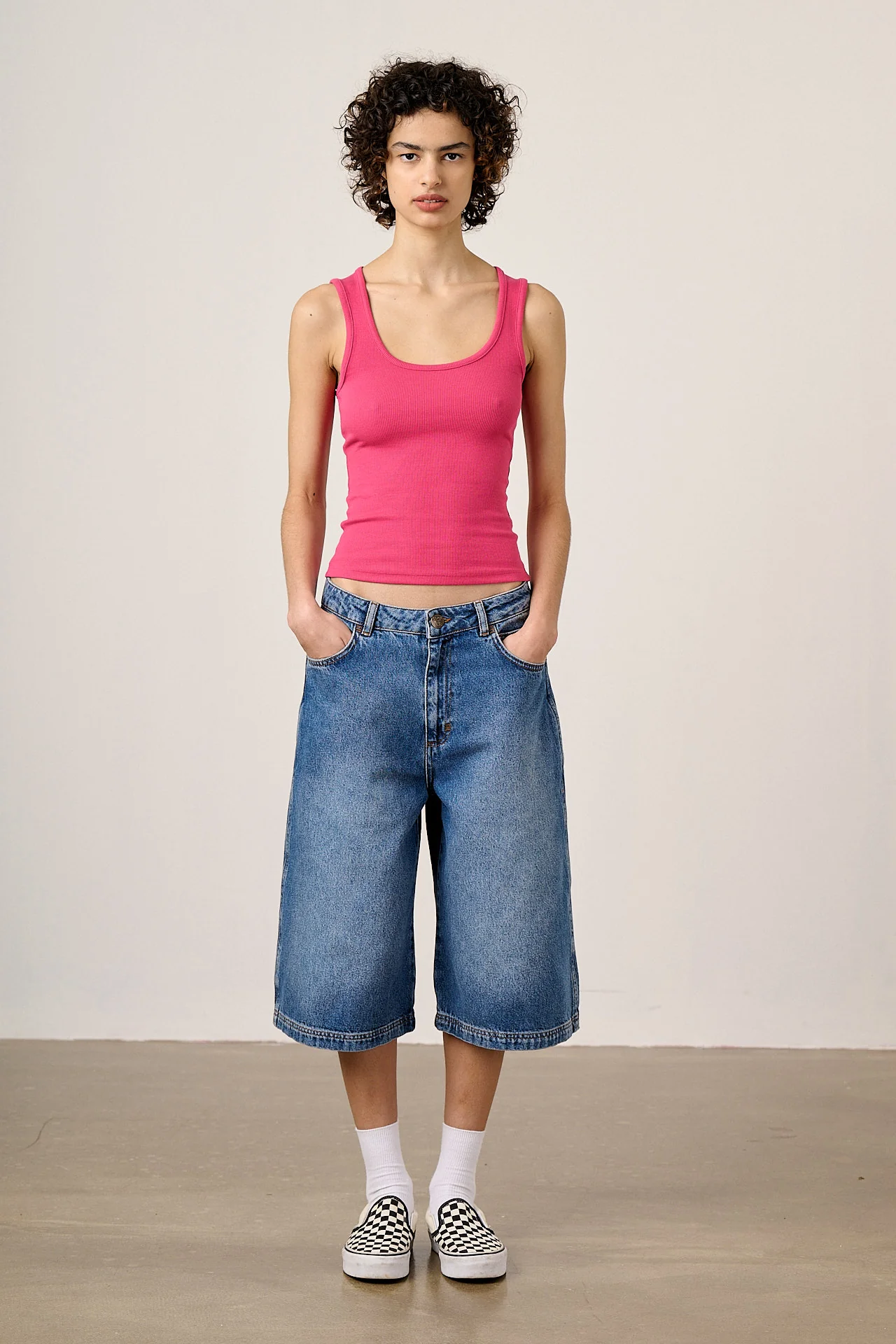 Romy - Cotton Scoop Vest in Fuchsia Pink - Image 4
