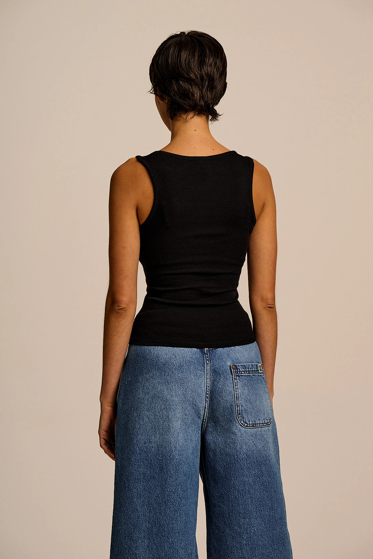 Romy - Ribbed Vest in Black - Image 5