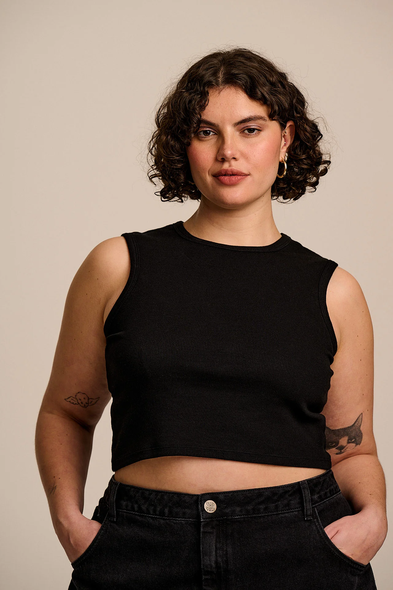 Rue - Ribbed Tank Top in Black - Image 2