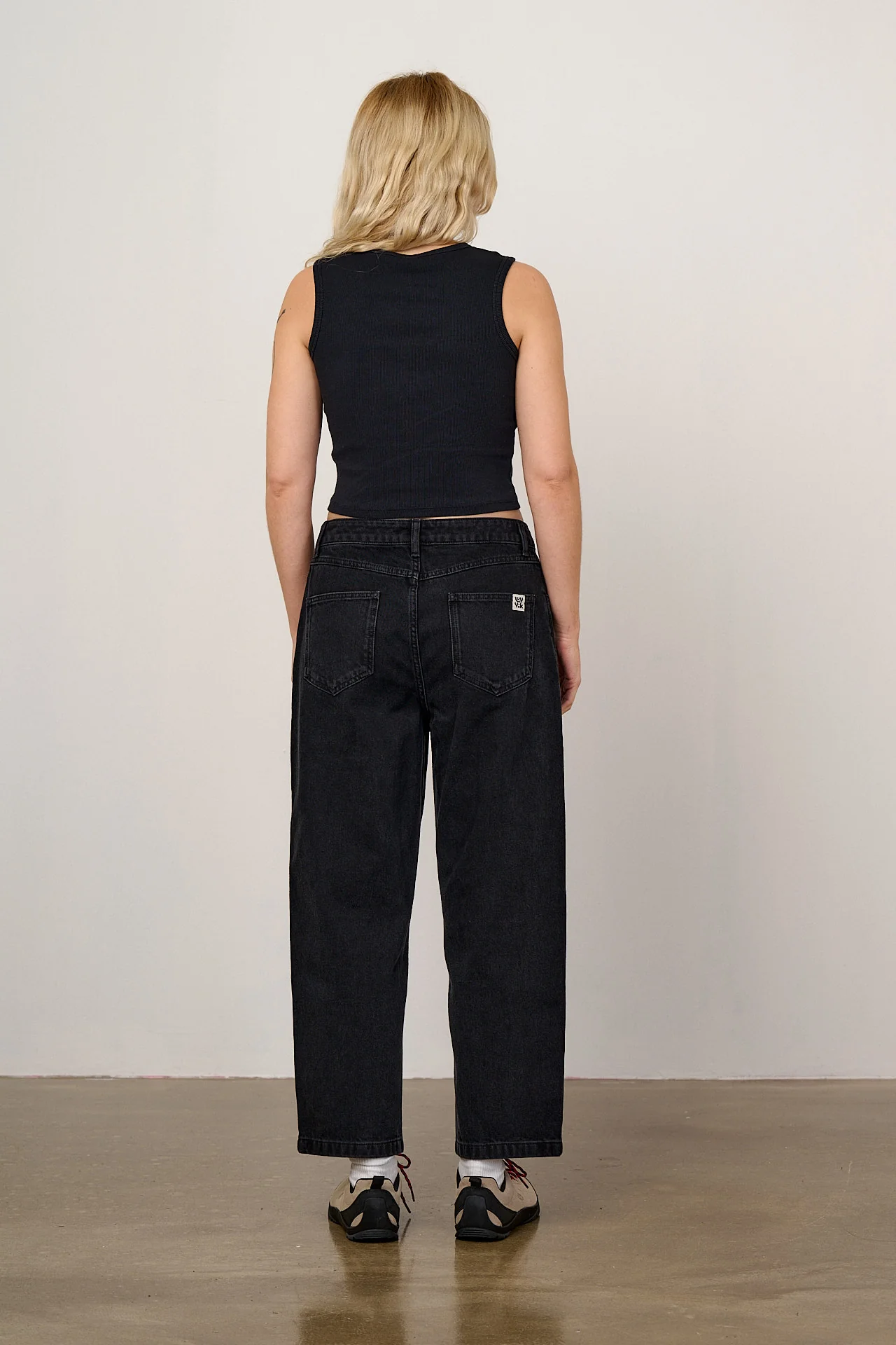 Rue - Ribbed Tank Top in Black - Image 6