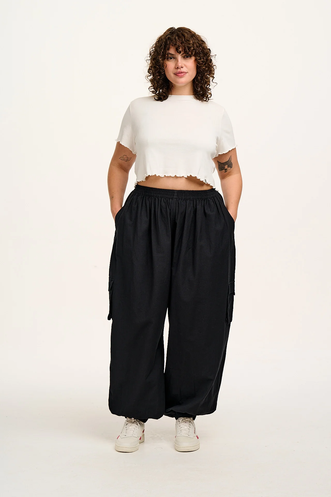 Rumi - Wide Leg Cotton & Linen Trousers in Black - Image 9