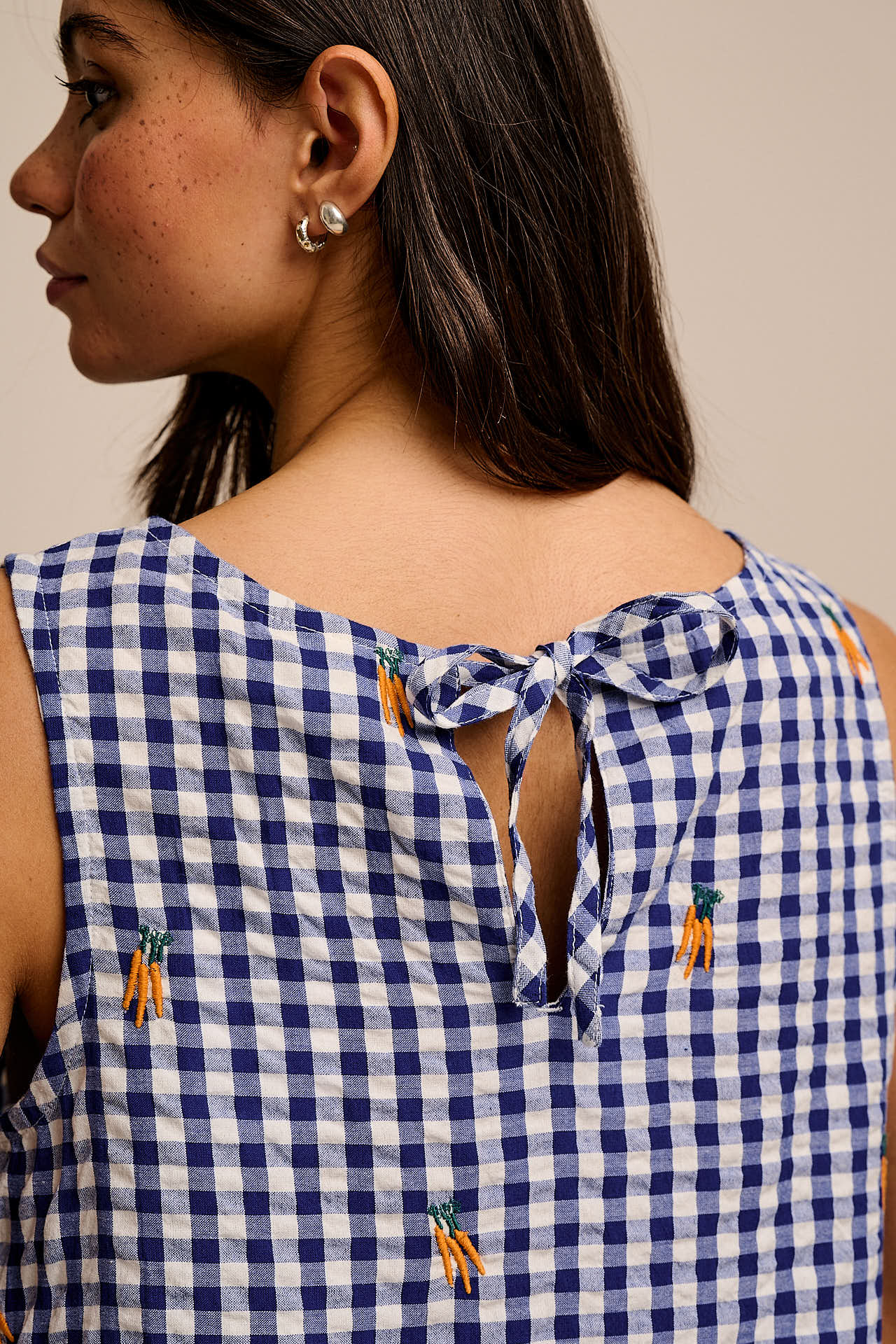 Sacha - Cotton Midi Dress in Gingham Carrot Embroidery - Image 3
