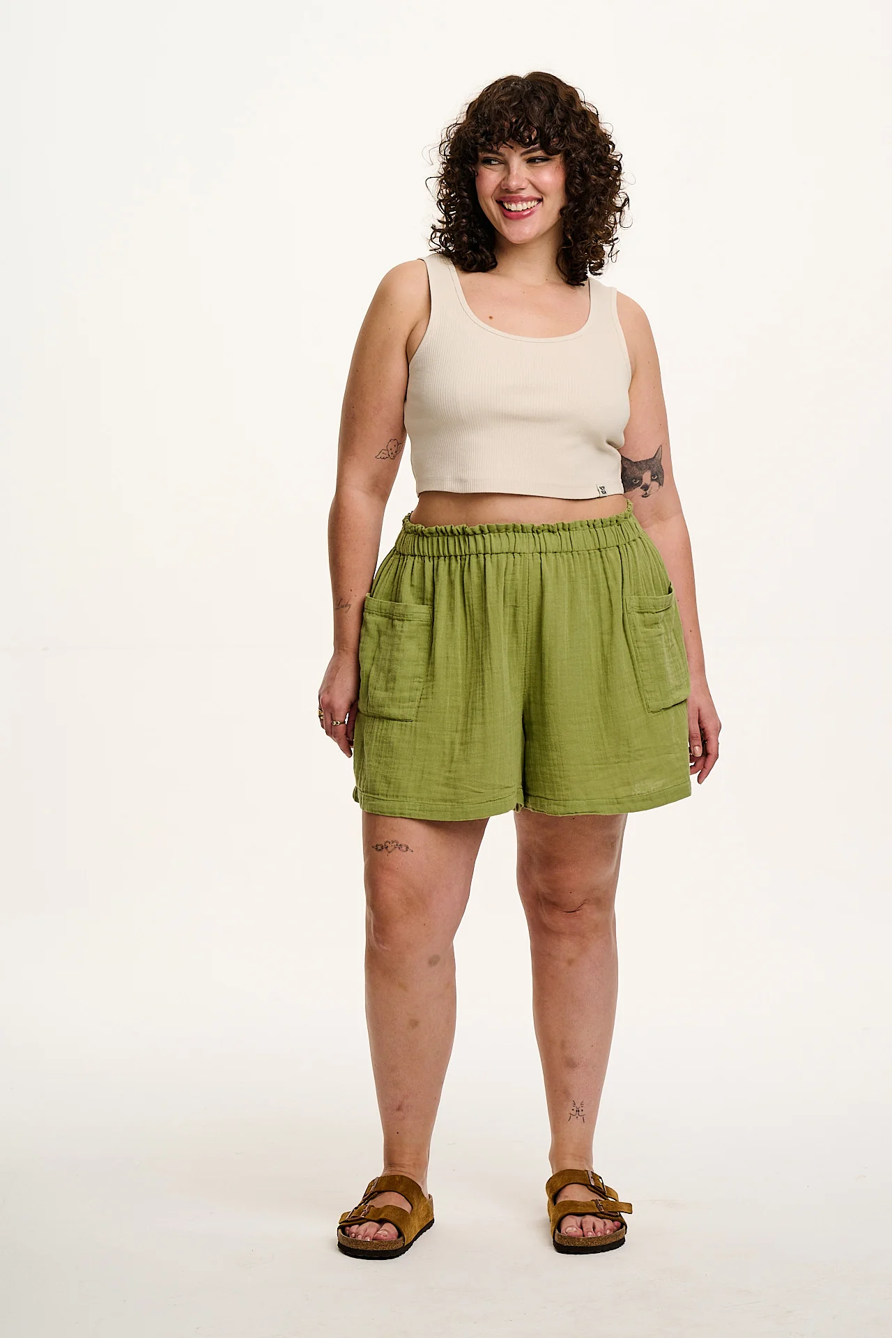 Sierra - Cotton Shorts in Herb Garden Green - Image 3