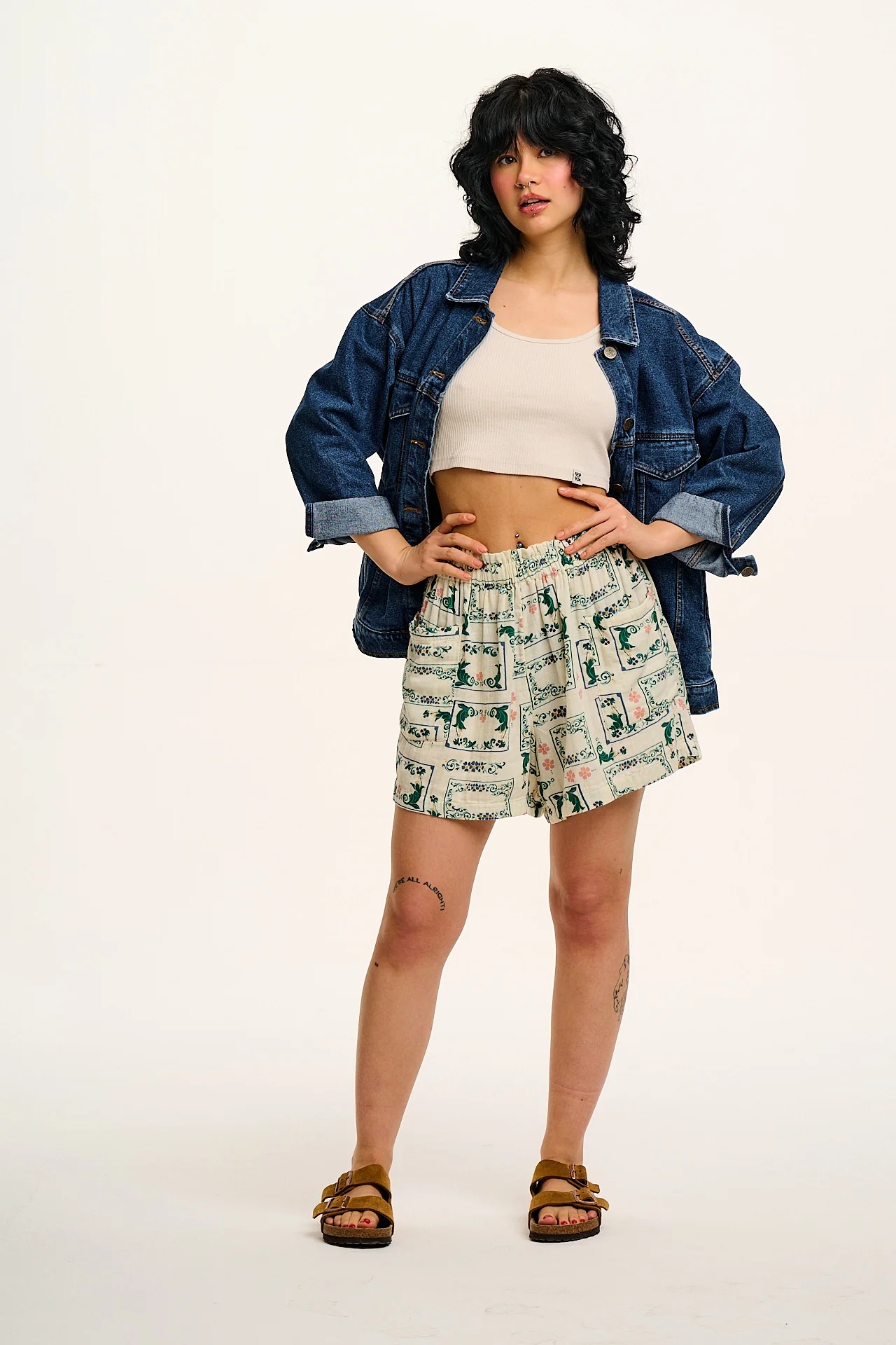 Sierra - Cotton Shorts in Sweet Pea Print - Image 9