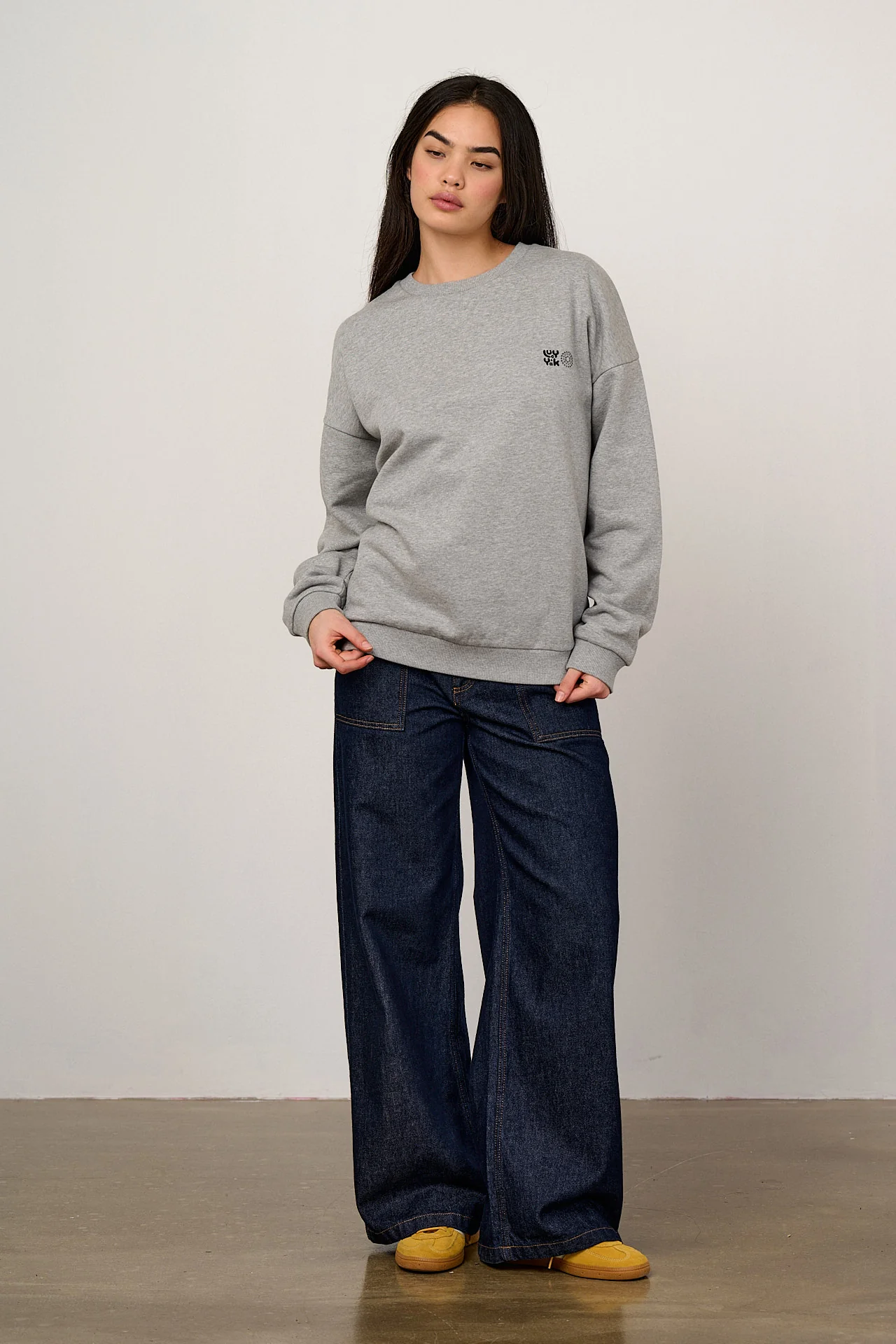 L.E. Sutton - Cotton Oversized Sweatshirt in Dinosaur Natural History Museum & Yak Print - Image 6