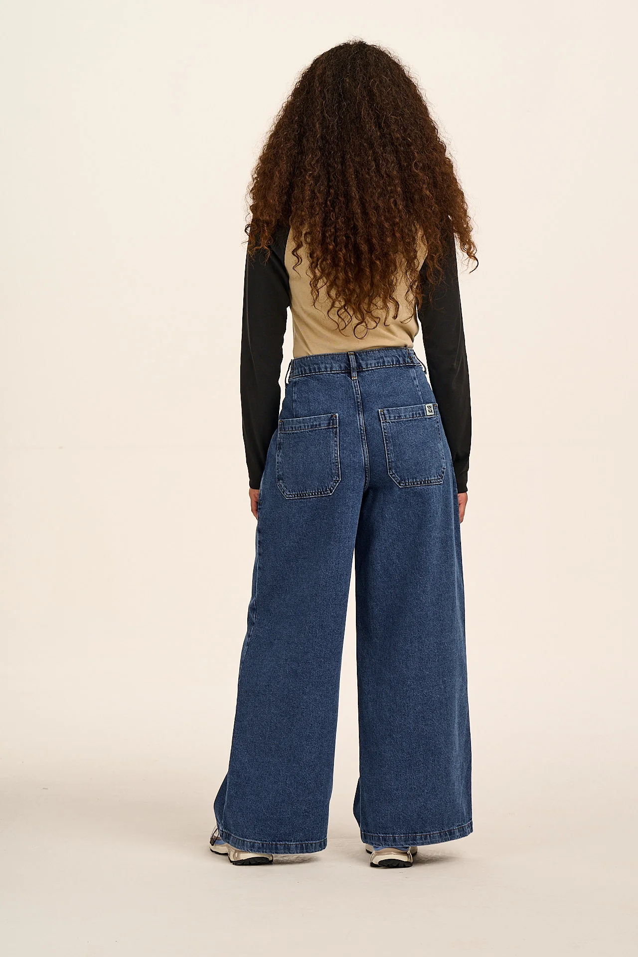 Tate - Denim Extra Wide Leg Jeans in Mid Wash Blue - Image 3