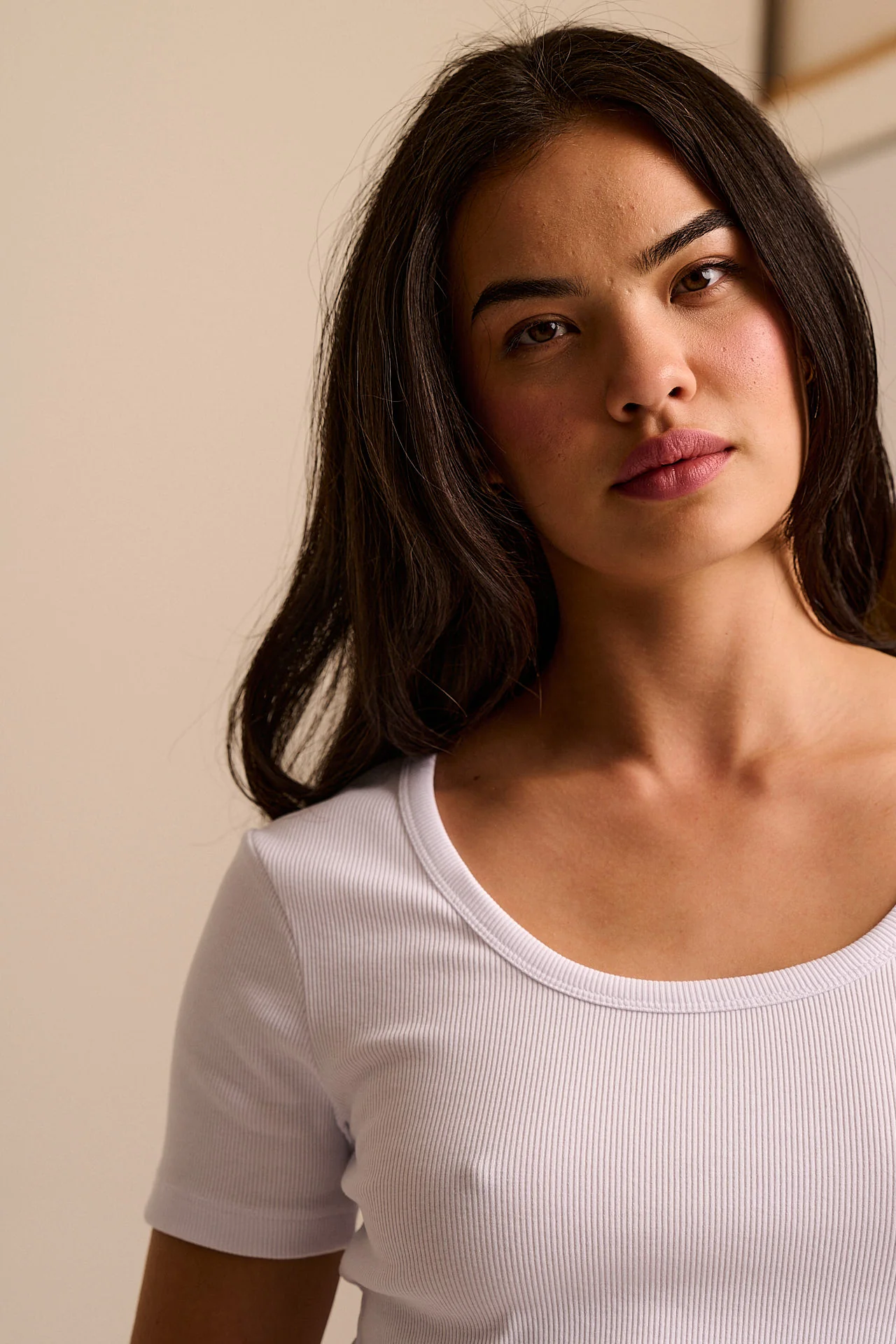 Vita - Ribbed Cotton Scoop Neck Short Sleeve T-Shirt in White - Image 2
