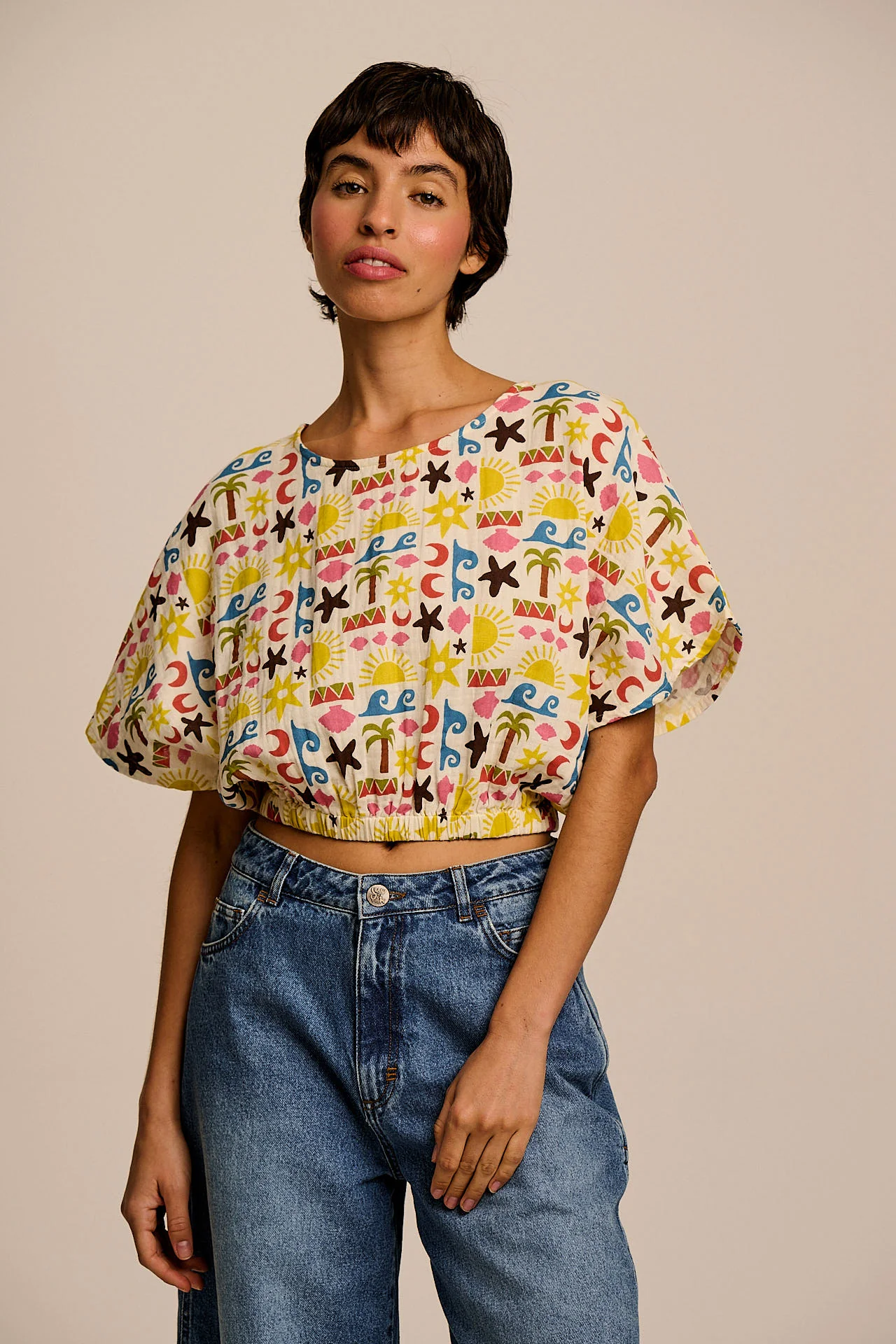 Zamora - Cotton Top in Coastal Beach Tile Print - Image 8