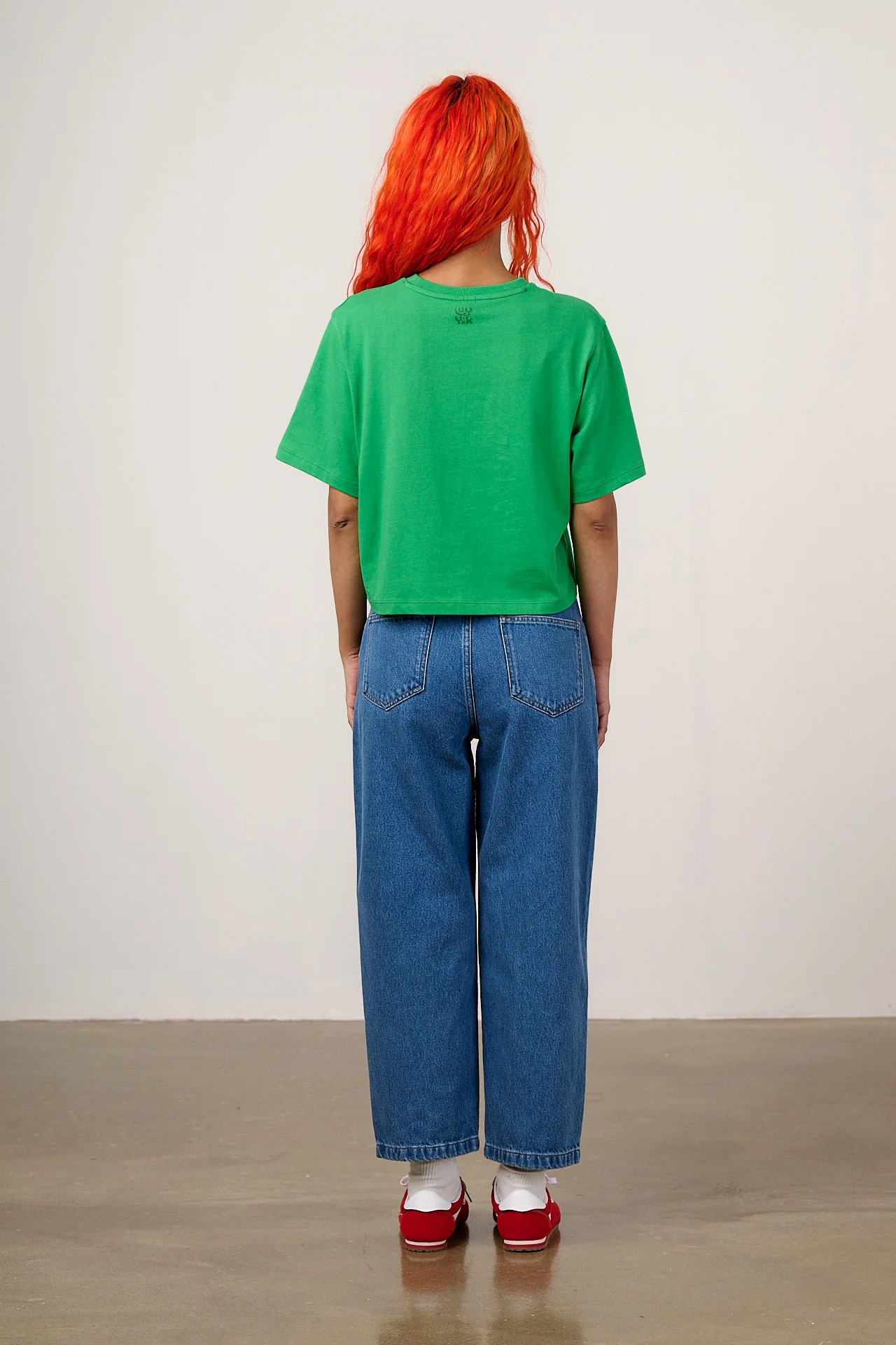 Zayla - Cropped Boxy T-Shirt in Kelly Green - Image 5